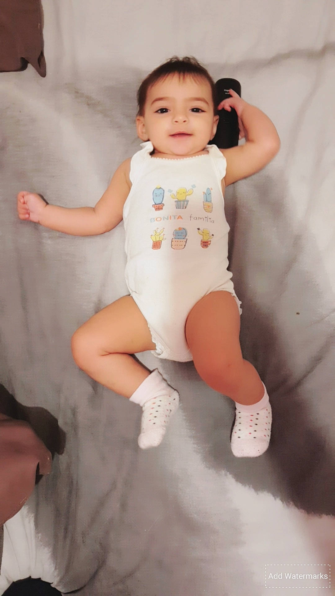 Emma participe au concours pour gagner de l'argent avec cette photo : arm, beauty, child, child_model, finger, girl, hand, happiness, infant, joint, leg, person, product, shoulder, skin, smile, standing, thigh, toddler, trunk