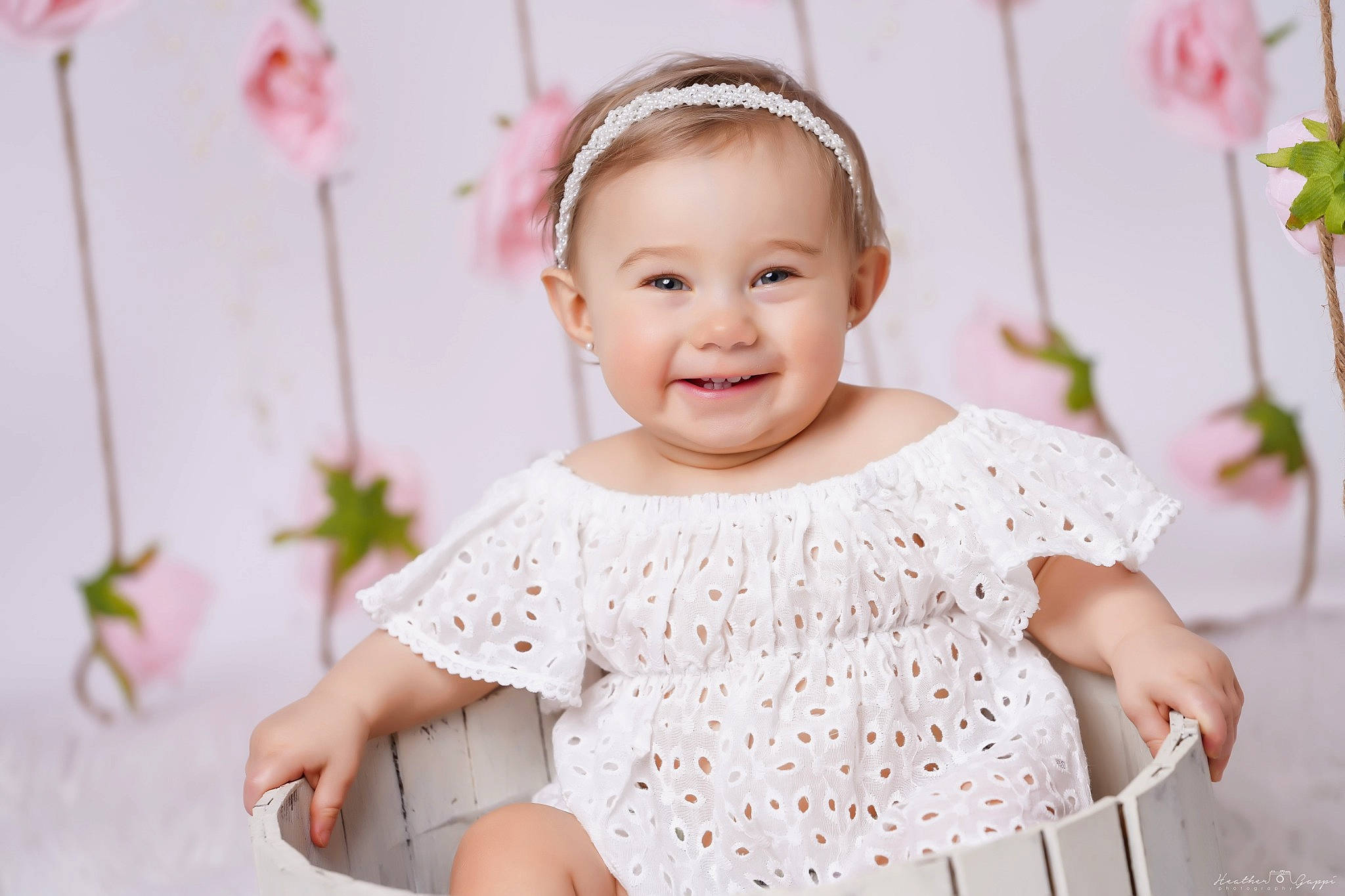 Austin is registered to the contest to win money with this photo: baby, baby_toddler_clothing, child, embellishment, event, facial_expression, flash_photography, hair_accessory, happy, headpiece, iris, jewellery, joy, pattern, person, pink, skin, sleeve, smile, textile