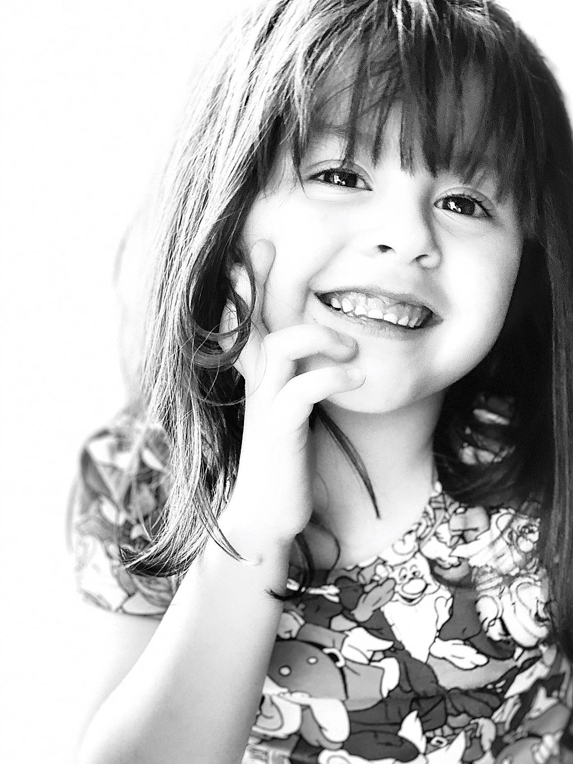 Araceli is registered to the contest to win money with this photo: beauty, black_and_white, child, child_model, chin, eye, face, facial_expression, hair, hairstyle, joy, lip, monochrome, nose, person, photo_shoot, photograph, photography, portrait, portrait_photography