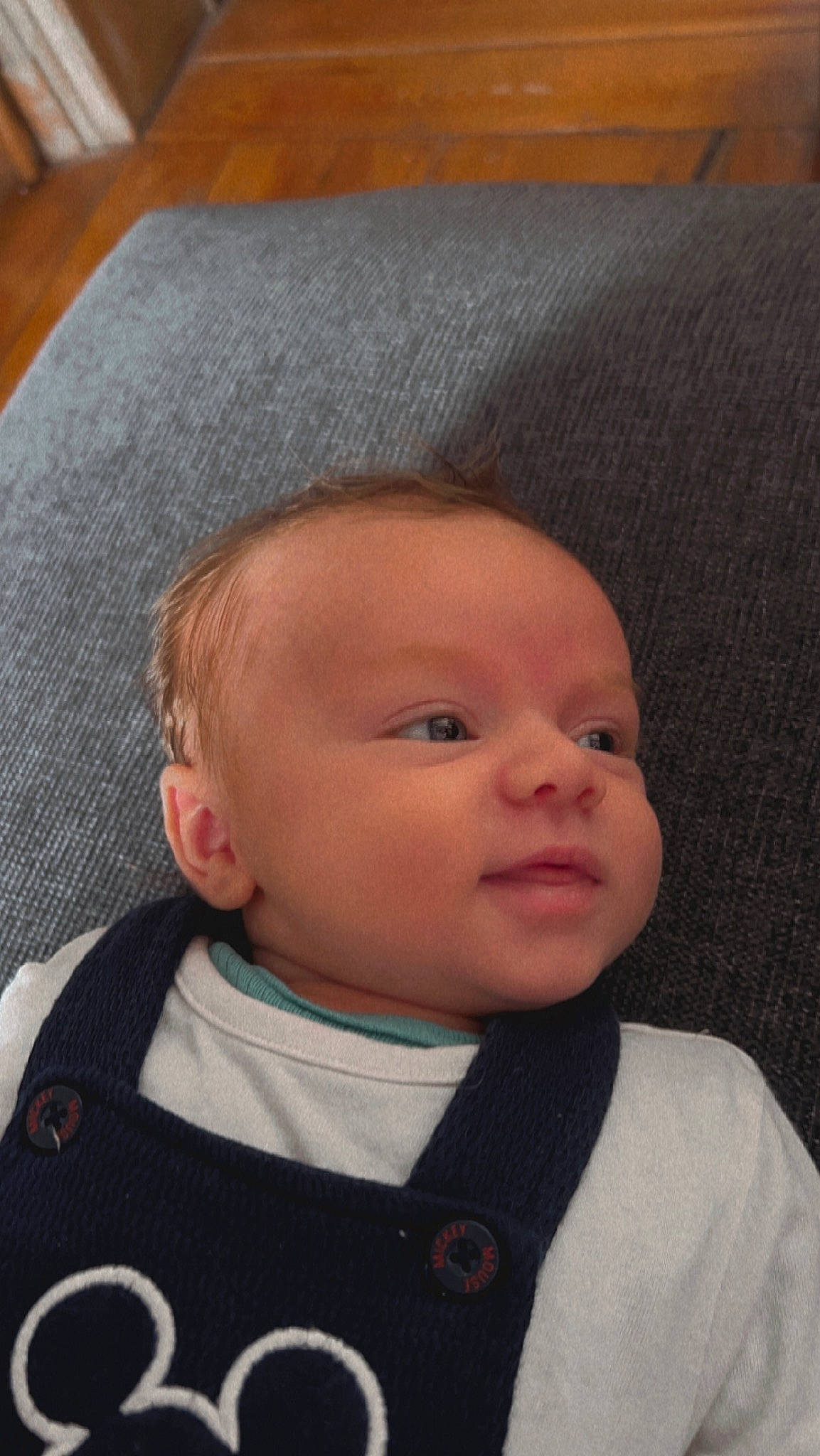 Maylone a rejoint le concours — aidez-le/la à gagner de superbes lots ! baby, baby_toddler_clothing, cheek, chin, comfort, cool, eye, eyebrow, forehead, head, iris, lip, mouth, neck, nose, outerwear, person, skin, sleeve, smile