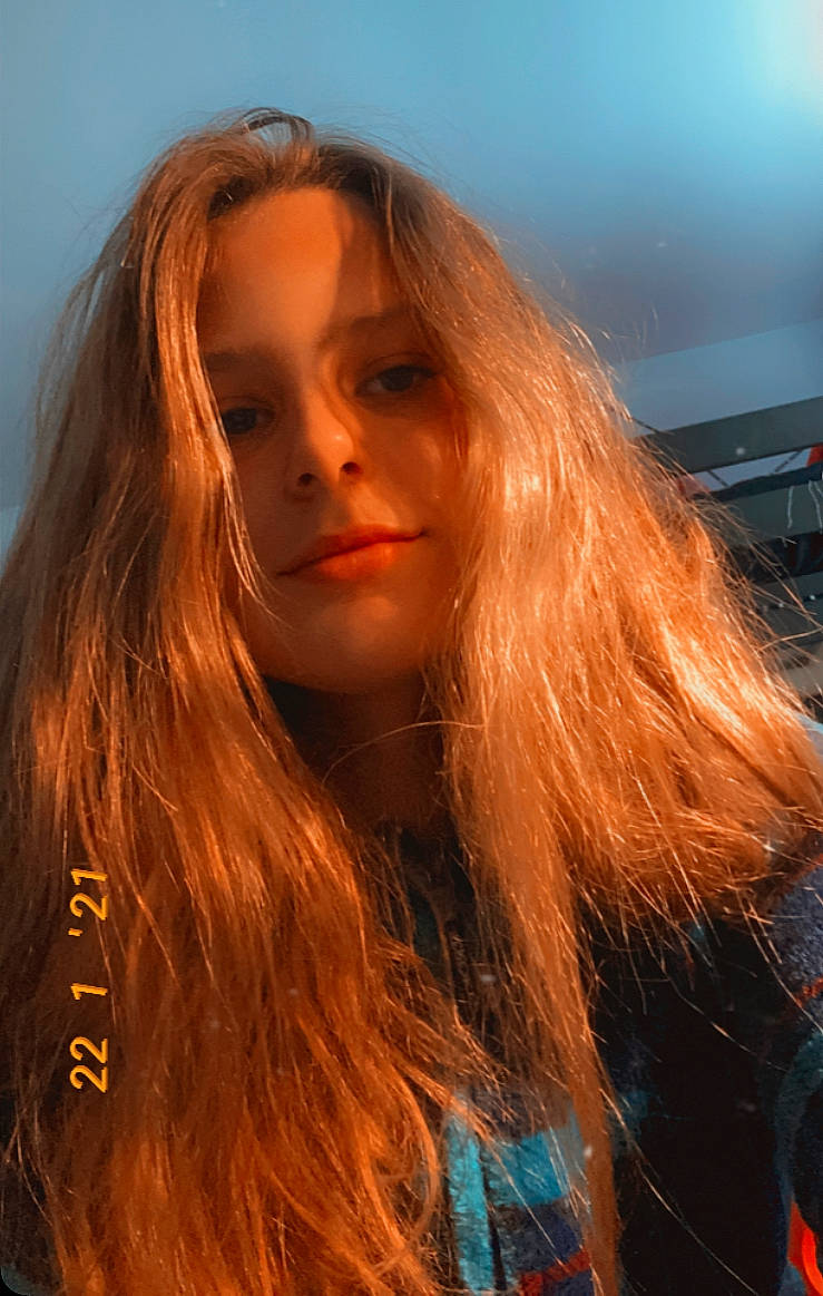 Abbie joined the competition — help win amazing prizes! blond, brown_hair, chin, close_up, electric_blue, eyebrow, eyelash, flash_photography, forehead, fun, jaw, layered_hair, lip, long_hair, mouth, nose, person, step_cutting, street_fashion, surfer_hair