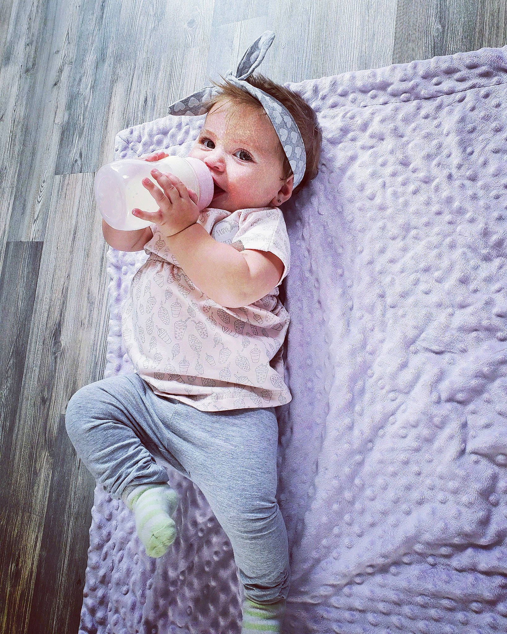 Kaylee a rejoint le concours — aidez-le/la à gagner de superbes lots ! baby, beauty, child, eye, happy, nose, person, photography, pink, skin, textile, toddler