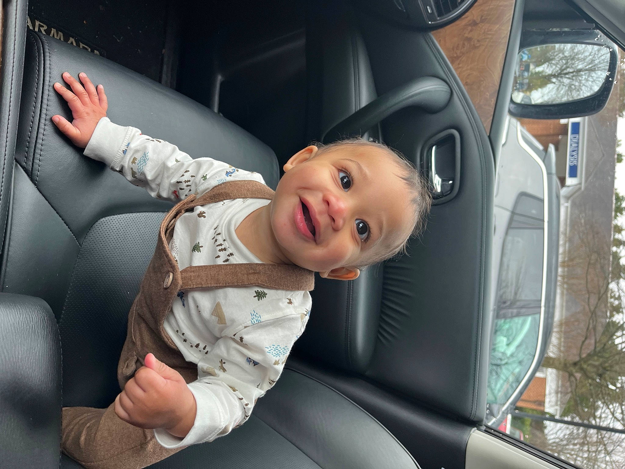 Lorenzo joined the competition — help win amazing prizes! auto_part, automotive_design, automotive_exterior, automotive_window_part, baby, car, car_seat, car_seat_cover, comfort, family_car, flash_photography, gesture, luxury_vehicle, mode_of_transport, motor_vehicle, person, personal_luxury_car, smile, toddler, vehicle
