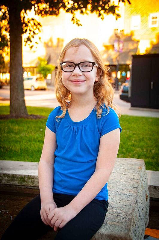 Maddy is registered to the contest to win money with this photo: beauty, blond, blue, electric_blue, eyewear, fun, girl, glasses, human_hair_color, joy, person, photo_shoot, photograph, photography, portrait_photography, shoulder, smile, sunglasses, vision_care