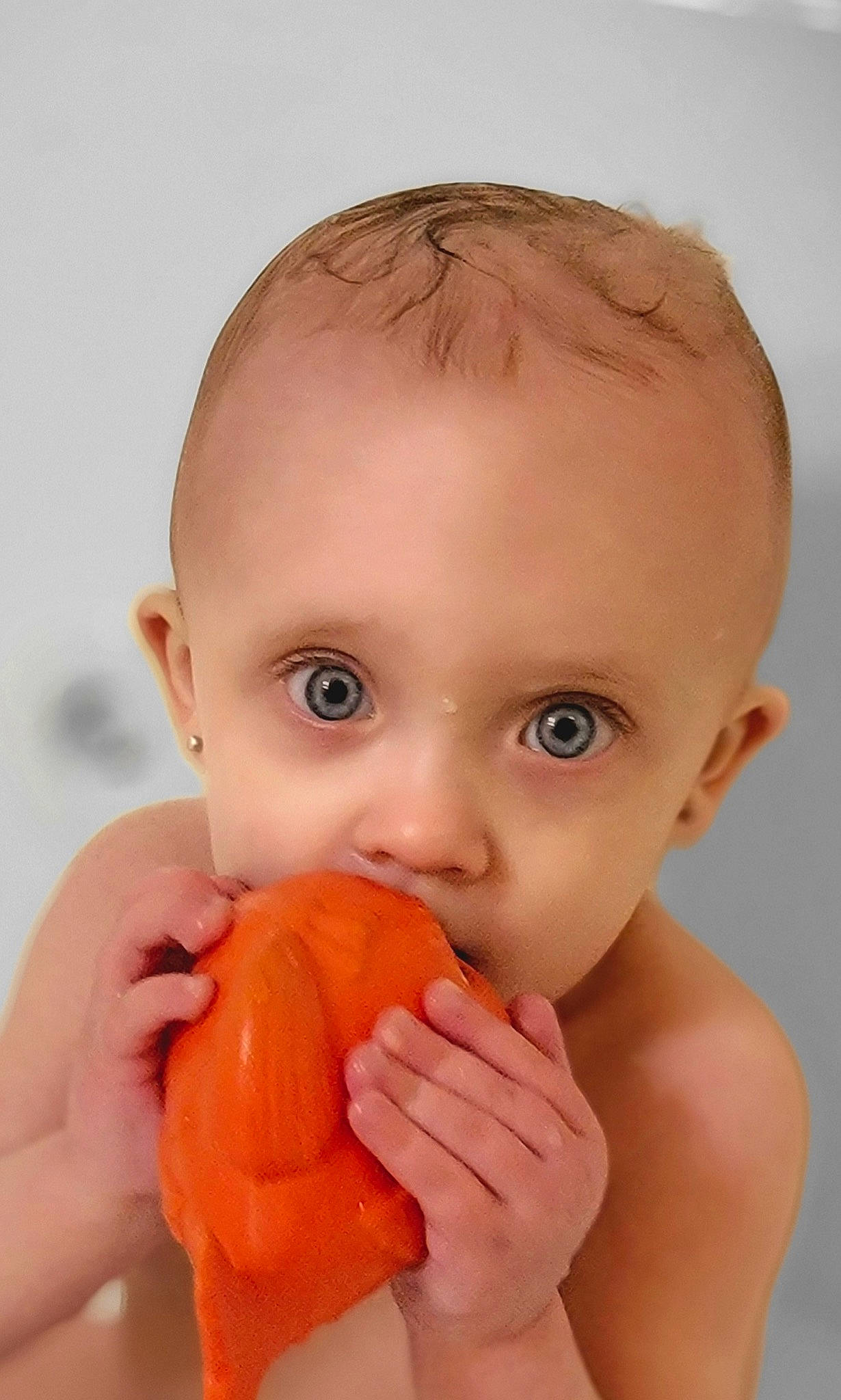 Tinslee is registered to the contest to win money with this photo: baby_grabbing_for_something, cheek, eye, eyelash, facial_expression, finger, gesture, hand, human_body, iris, joint, lip, mouth, muscle, nail, neck, nose, person, skin, thumb