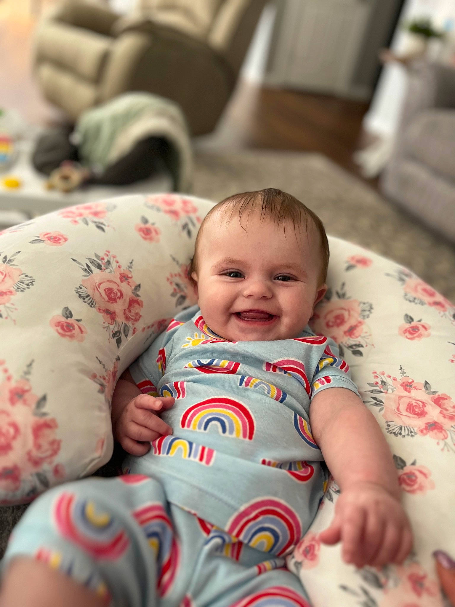 Kinlee is registered to the contest to win money with this photo: arm, baby, baby_toddler_clothing, cheek, chin, comfort, eye, facial_expression, finger, happy, head, human, iris, joy, mammal, person, photograph, skin, sleeve, smile