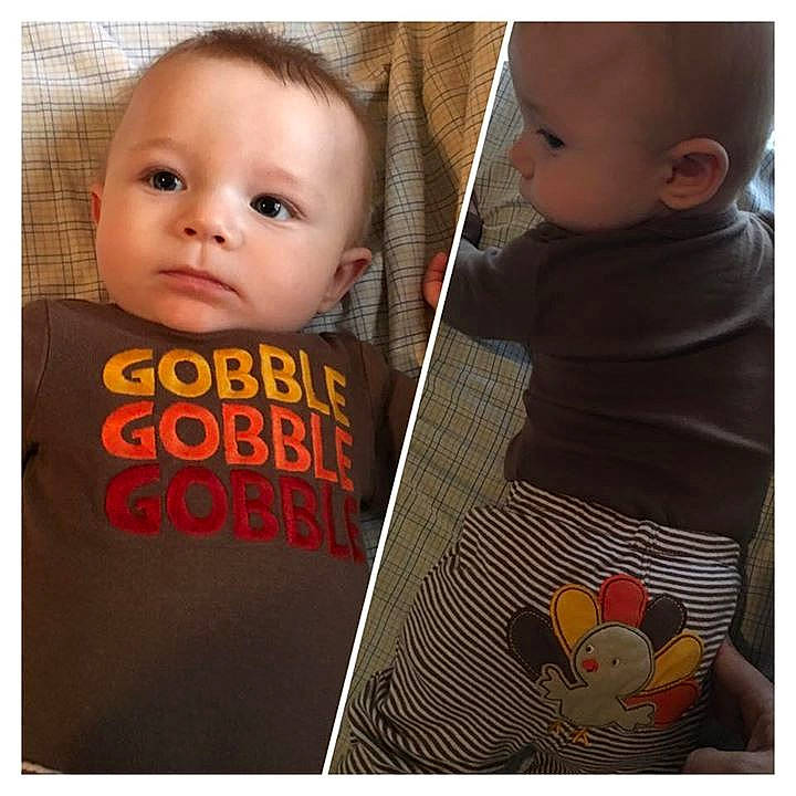 Clinton is registered to the contest to win money with this photo: