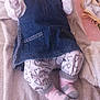 Harmonie a rejoint le concours — aidez-le/la à gagner de superbes lots ! arm, baby, child, jeans, leg, sleep, textile, thigh, toddler