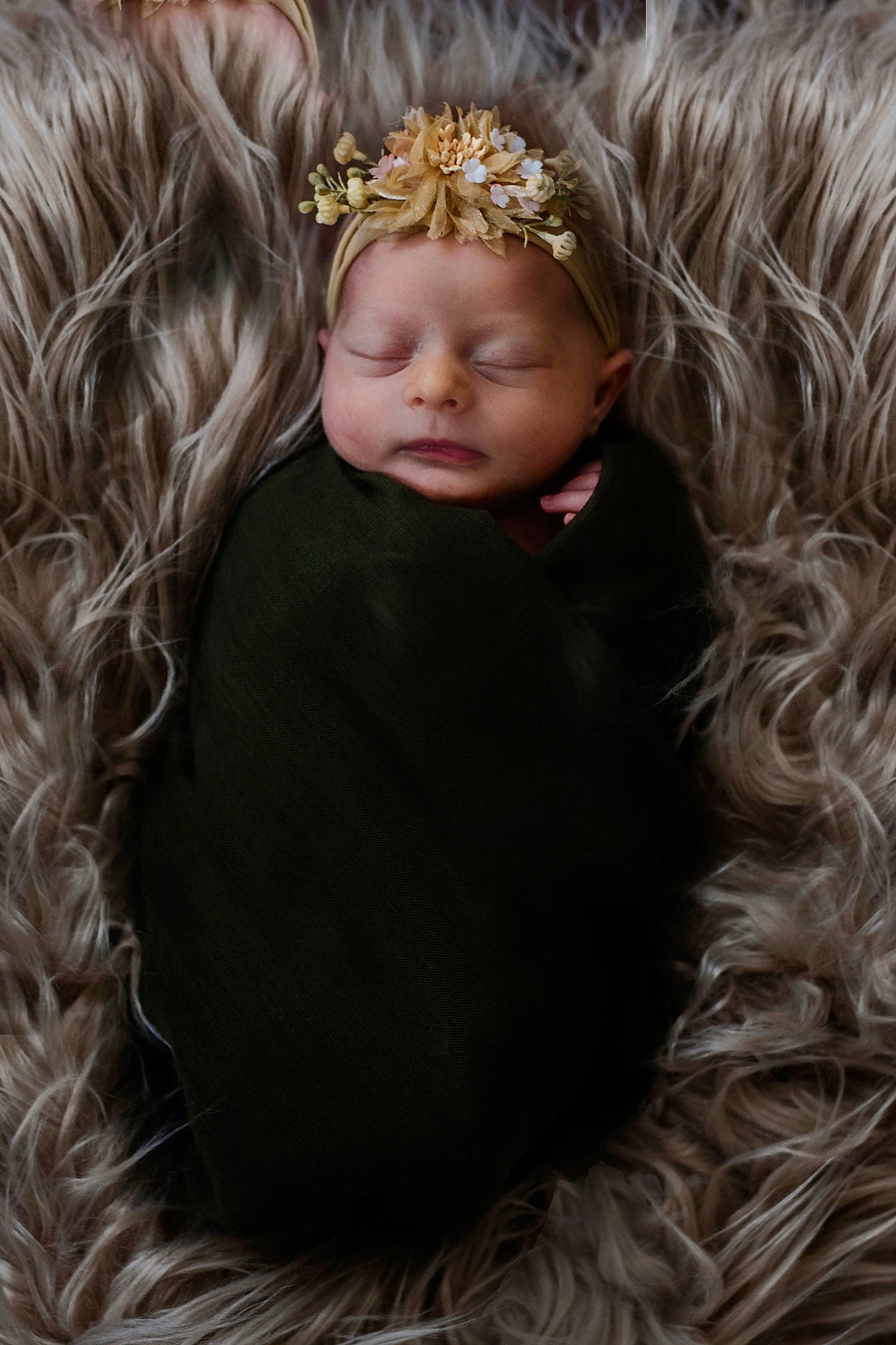 Lila is registered to the contest to win money with this photo: cheek, eye, eyebrow, eyelash, fashion, flash_photography, hairstyle, head, headband, headgear, headpiece, headwear, iris, lip, mammal, organ, outerwear, person, skin, toddler