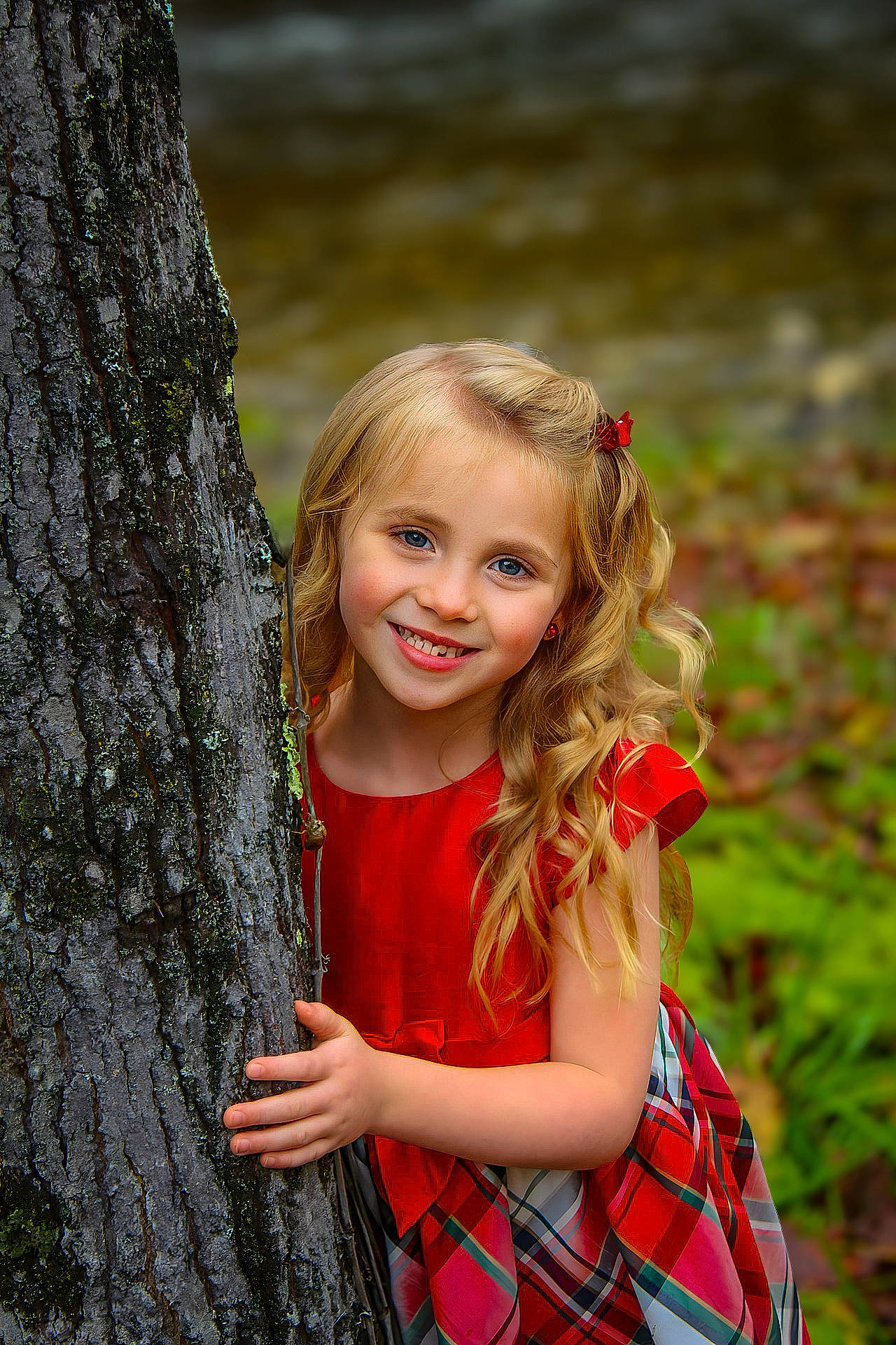 Samantha joined the competition — help win amazing prizes! clothing, dress, eye, face, facial_expression, flash_photography, grass, hair, hairstyle, happy, human_body, joy, leaf, nature, organ, people_in_nature, person, plant, smile, standing