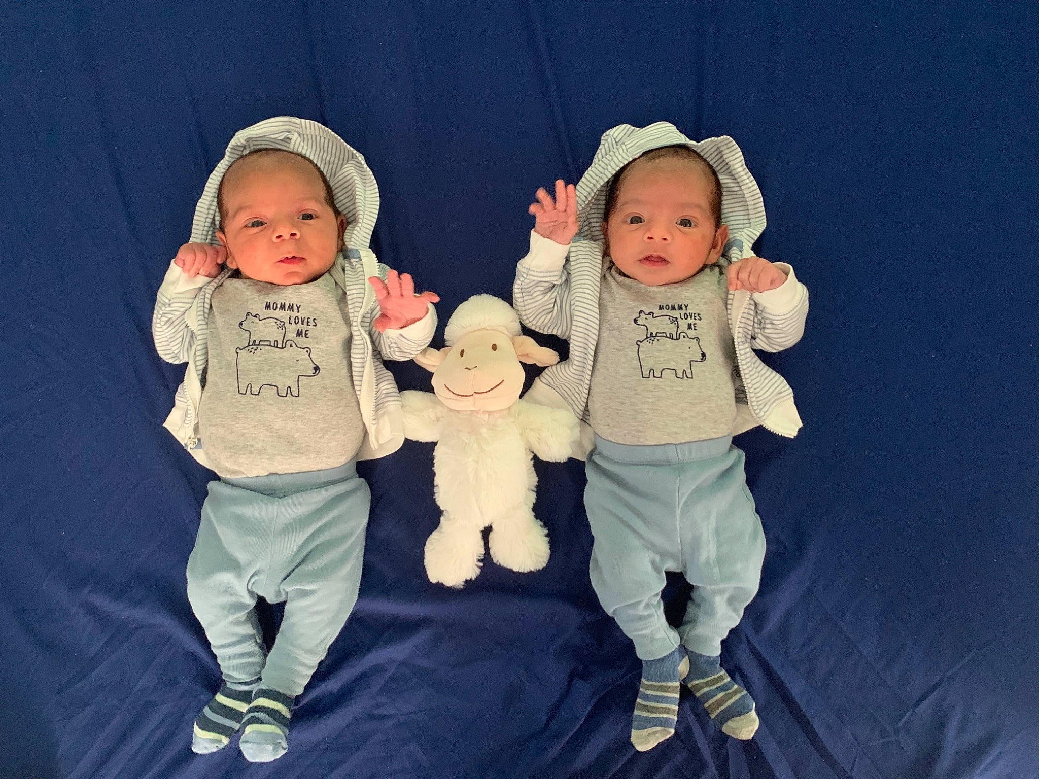 Alejandro is registered to the contest to win money with this photo: baby, cheek, child, cousin, face, family, fun, gesture, happy, head, people, person, photography, play, sibling, sleeve, smile, space, standing, toddler