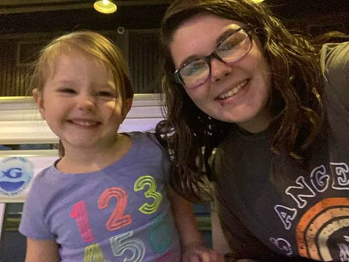 Kimberly joined the competition — help win amazing prizes! arm, chin, community, eyewear, fun, glasses, hair, happy, head, human, iris, joy, mammal, mouth, organ, person, shoulder, skin, sleeve, smile