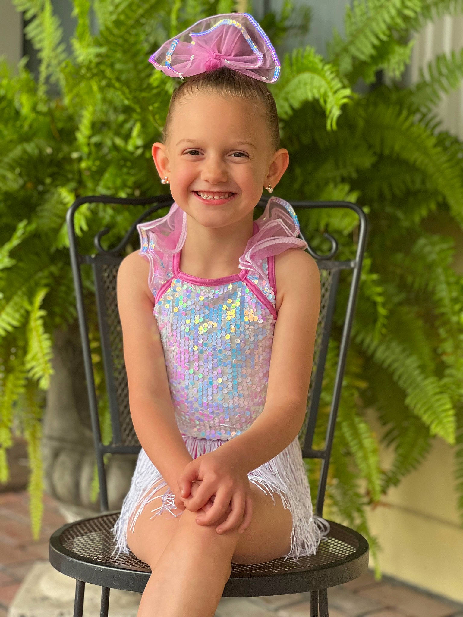 Avarie joined the competition — help win amazing prizes! baby_toddler_clothing, beauty, cap, clothing, eye, facial_expression, fun, grass, hairstyle, happy, iris, joy, person, photograph, pink, plant, skin, smile, summer, thigh