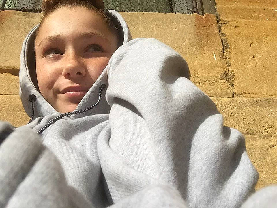 Alexia a rejoint le concours — aidez-le/la à gagner de superbes lots ! child, joy, nose, person, smile