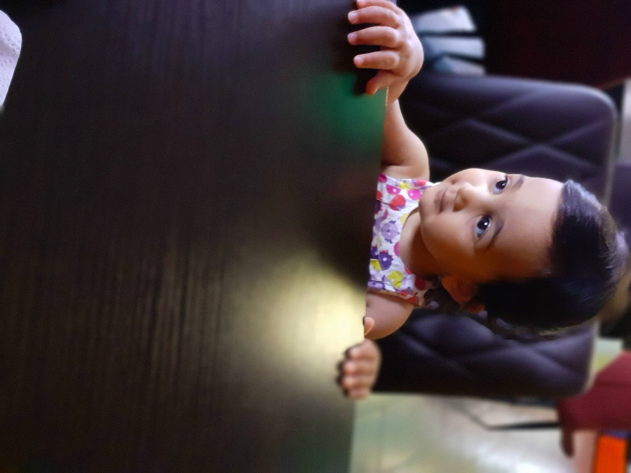 Julietta participe au concours pour gagner de l'argent avec cette photo : arm, baby, child, ear, finger, gesture, hand, happy, person, photography, toddler