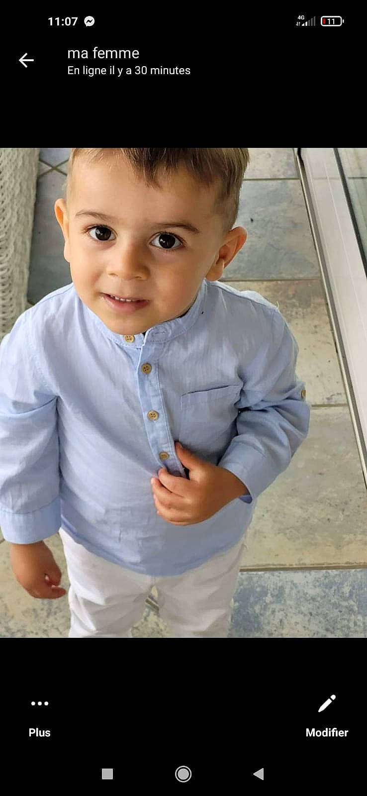 Youssef participe au concours pour gagner de l'argent avec cette photo : baby_toddler_clothing, cheek, child, chin, cool, elbow, electric_blue, eye, flash_photography, gesture, hair, happy, lip, nose, person, skin, sleeve, smile, t_shirt, thumb