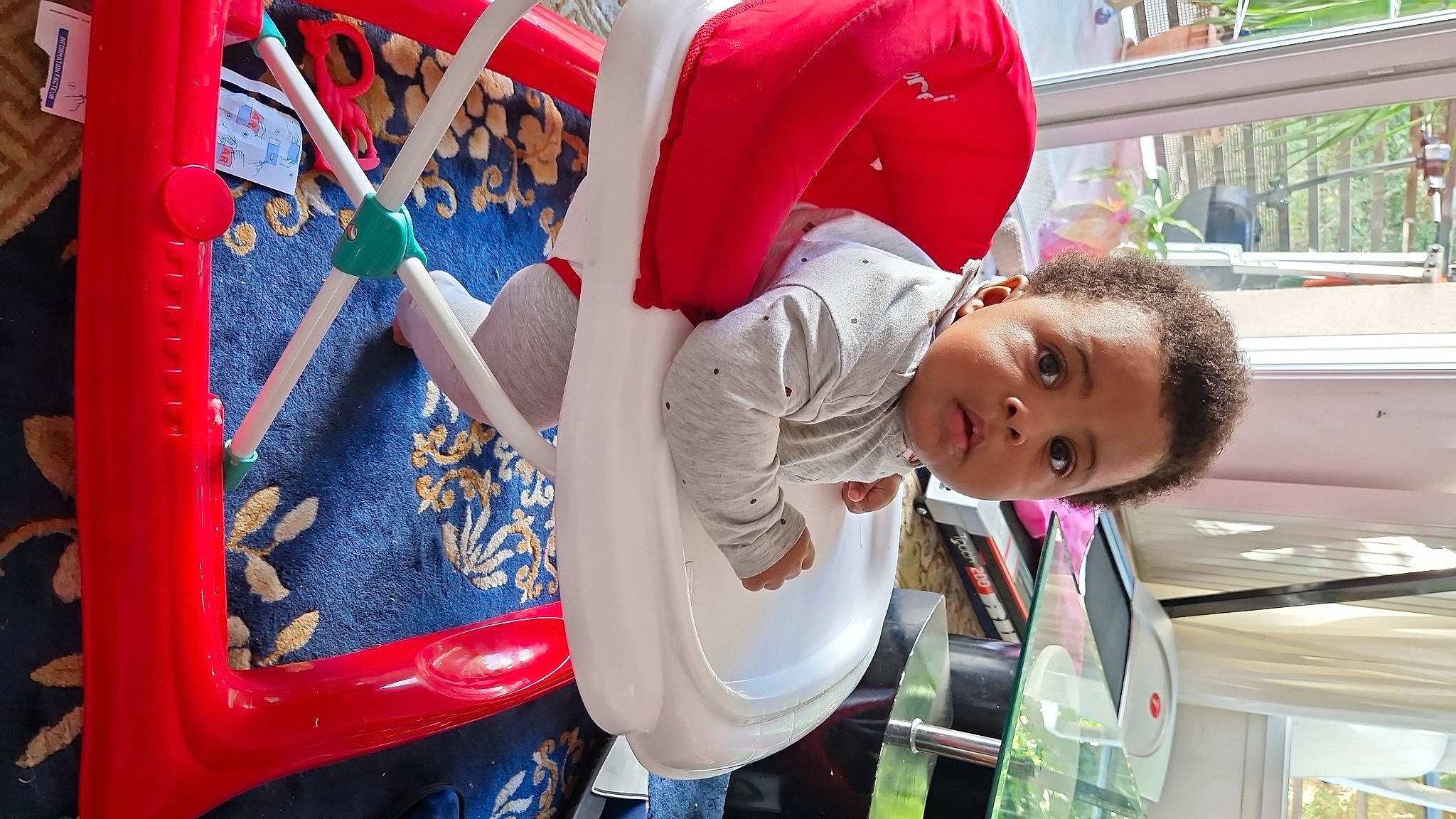 Ilona Ange participe au concours pour gagner de l'argent avec cette photo : child, electric_blue, event, fun, happy, hat, leisure, outdoor_play_equipment, person, plastic, play, recreation, snapshot, t_shirt, toddler, travel, tree