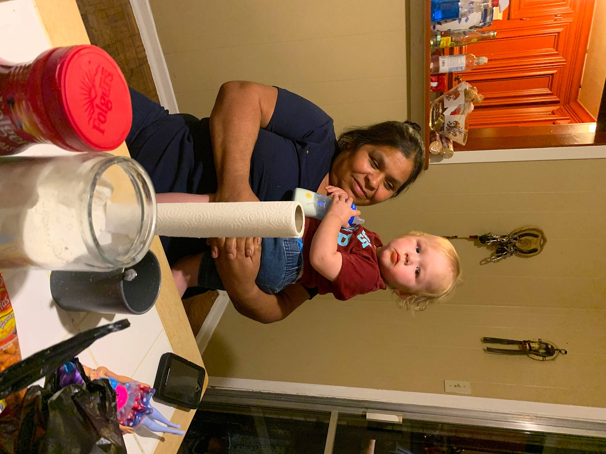 Nick is registered to the contest to win money with this photo: arm, child, joy, leg, person, shoulder