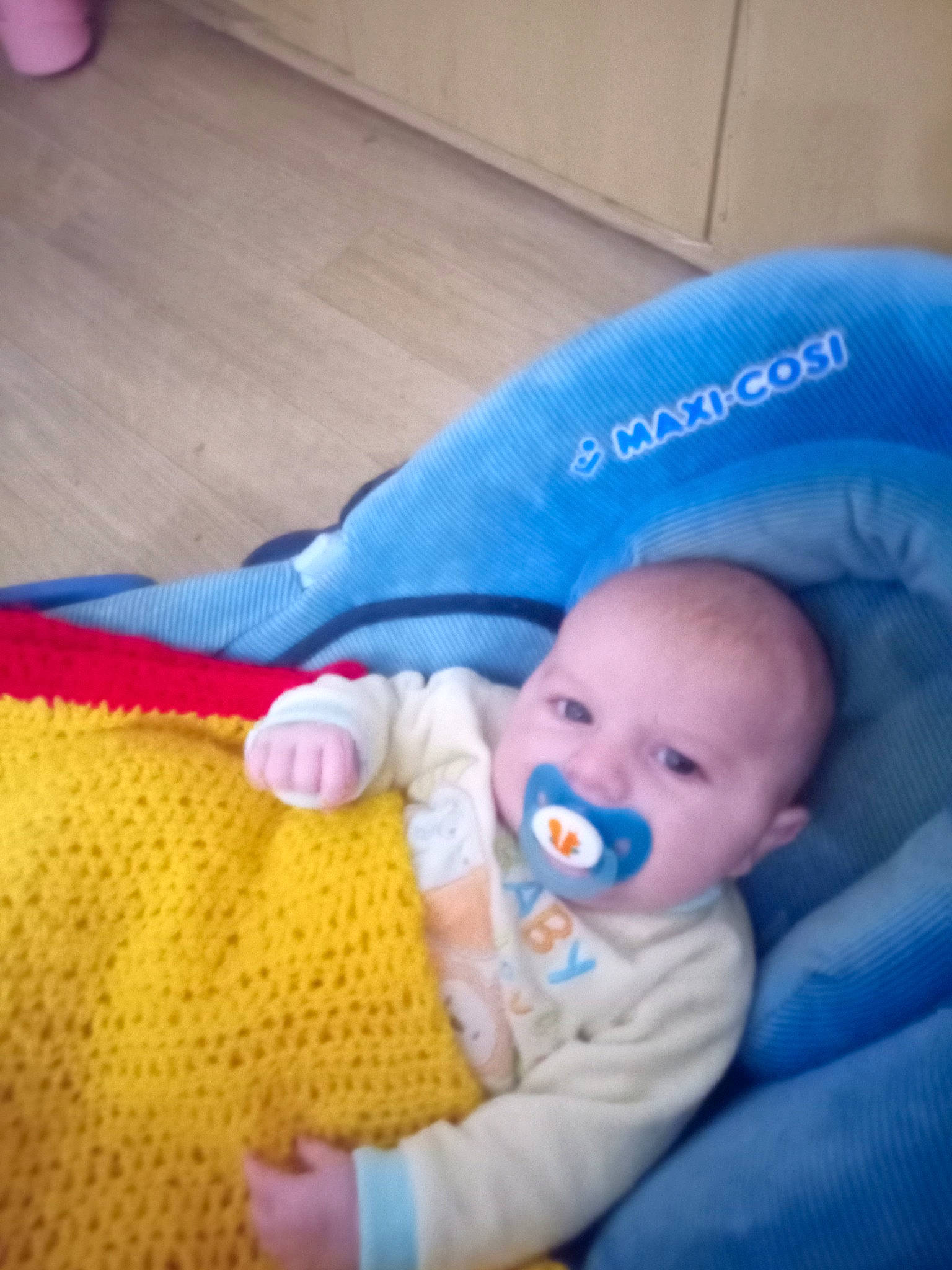 Dorian participe au concours pour gagner de l'argent avec cette photo : baby, baby_products, baby_toddler_clothing, bedtime, child, comfort, craft, creative_arts, knitting, nap, person, product, sleep, toddler, woolen