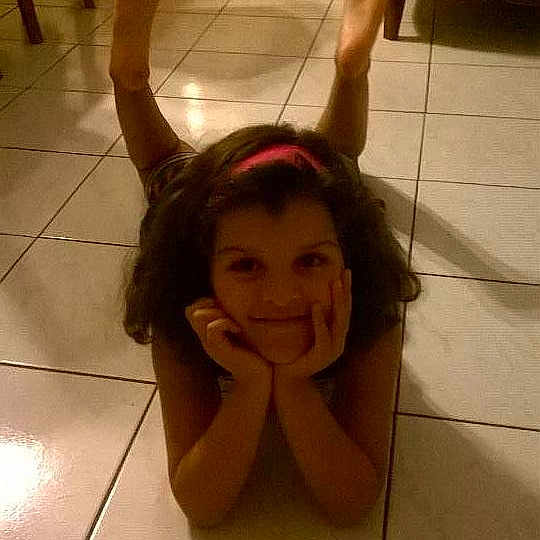 Alya a rejoint le concours — aidez-le/la à gagner de superbes lots !