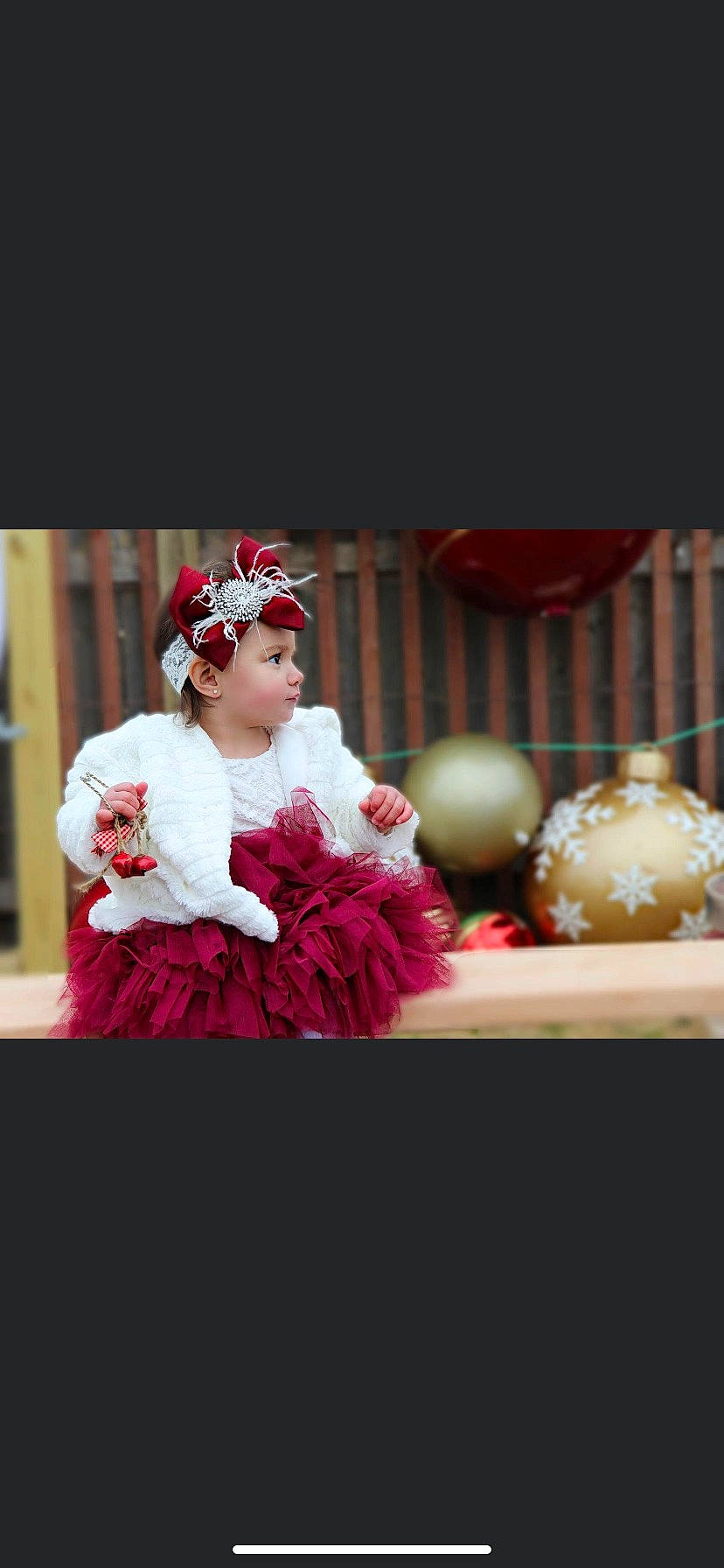 Giuliana joined the competition — help win amazing prizes! costume_design, dress, embellishment, entertainment, event, fashion_design, flash_photography, formal_wear, fur, gown, happy, headwear, jewellery, magenta, performance_art, performing_arts, person, petal, rose, ruffle