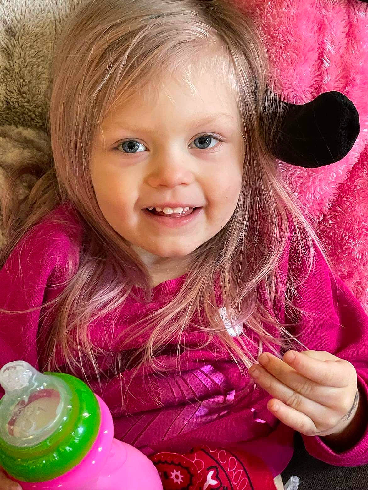 Skarlett joined the competition — help win amazing prizes! beauty, bottle, cheek, eye, eyelash, facial_expression, finger, fun, gesture, hair, happy, head, iris, joy, lip, magenta, person, pink, plastic_bottle, skin