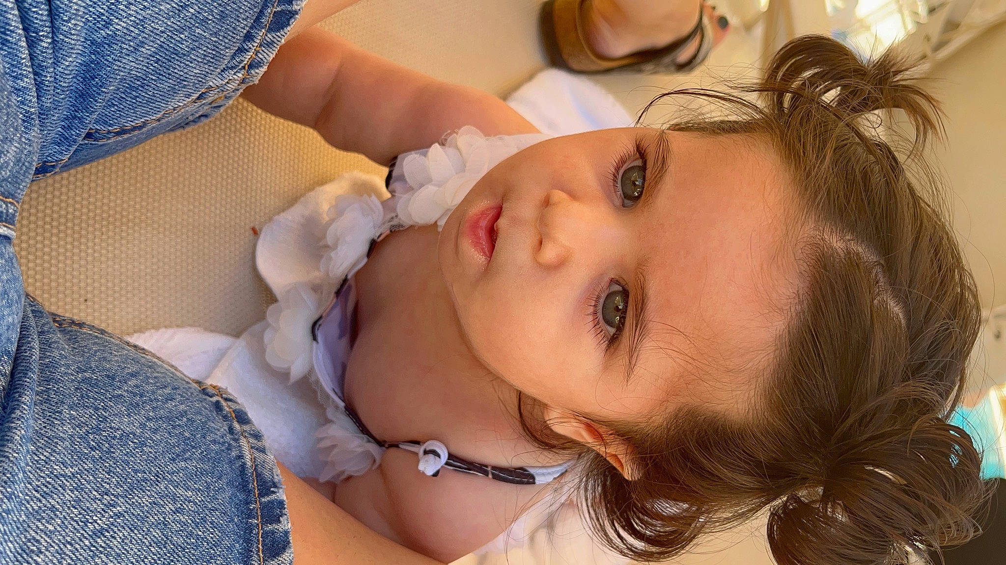 Bella participe au concours pour gagner de l'argent avec cette photo : black_hair, blue, cheek, chin, ear, eyebrow, eyelash, flash_photography, forehead, happy, iris, jaw, joint, lip, mouth, neck, nose, person, shoulder, skin