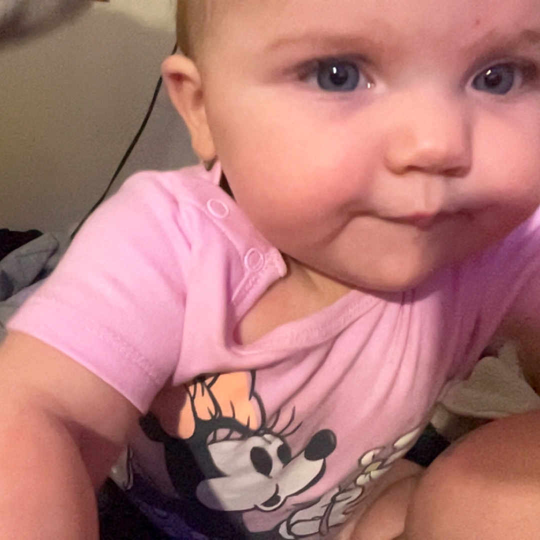 Alyonna is registered to the contest to win money with this photo: baby, bed, bedroom, bodypart, clothing, couch, cushion, face, finger, furniture, hand, head, indoors, person, photography, portrait, room, selfie, shorts, t_shirt