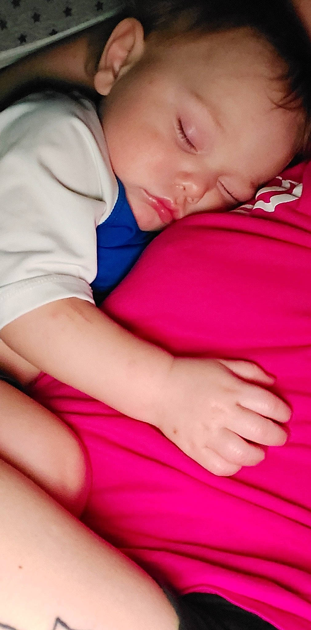 Waelynn is registered to the contest to win money with this photo: abdomen, baby, baby_sleeping, baby_toddler_clothing, cheek, child, comfort, elbow, eye, finger, gesture, happy, mouth, nose, person, pink, skin, sleeve, thigh, toddler