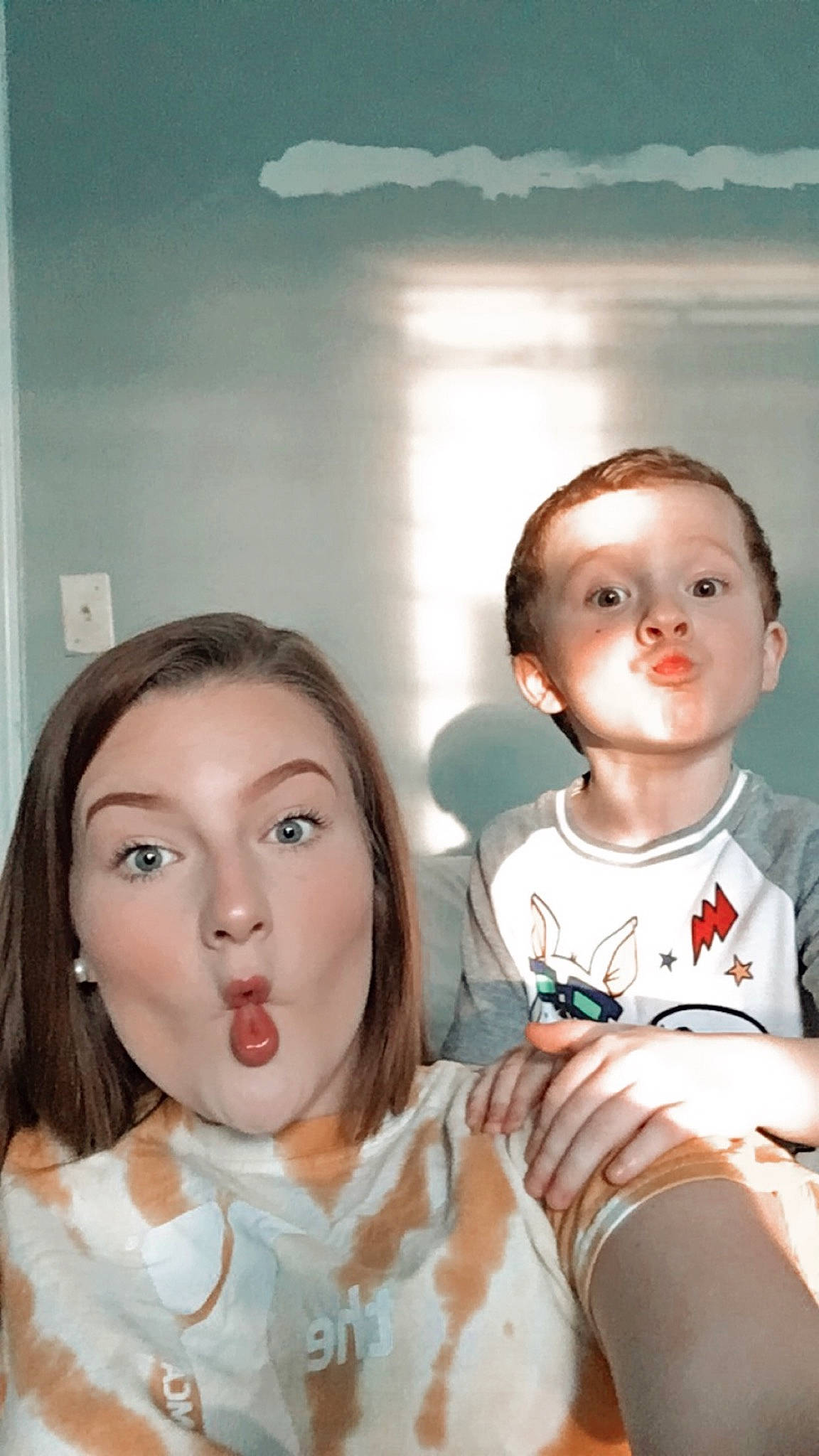 Elyie is registered to the contest to win money with this photo: cheek, child, chin, eye, eyebrow, eyelash, fashion_design, flash_photography, fun, gesture, happy, iris, jewellery, lip, neck, nose, person, shoulder, sitting, skin