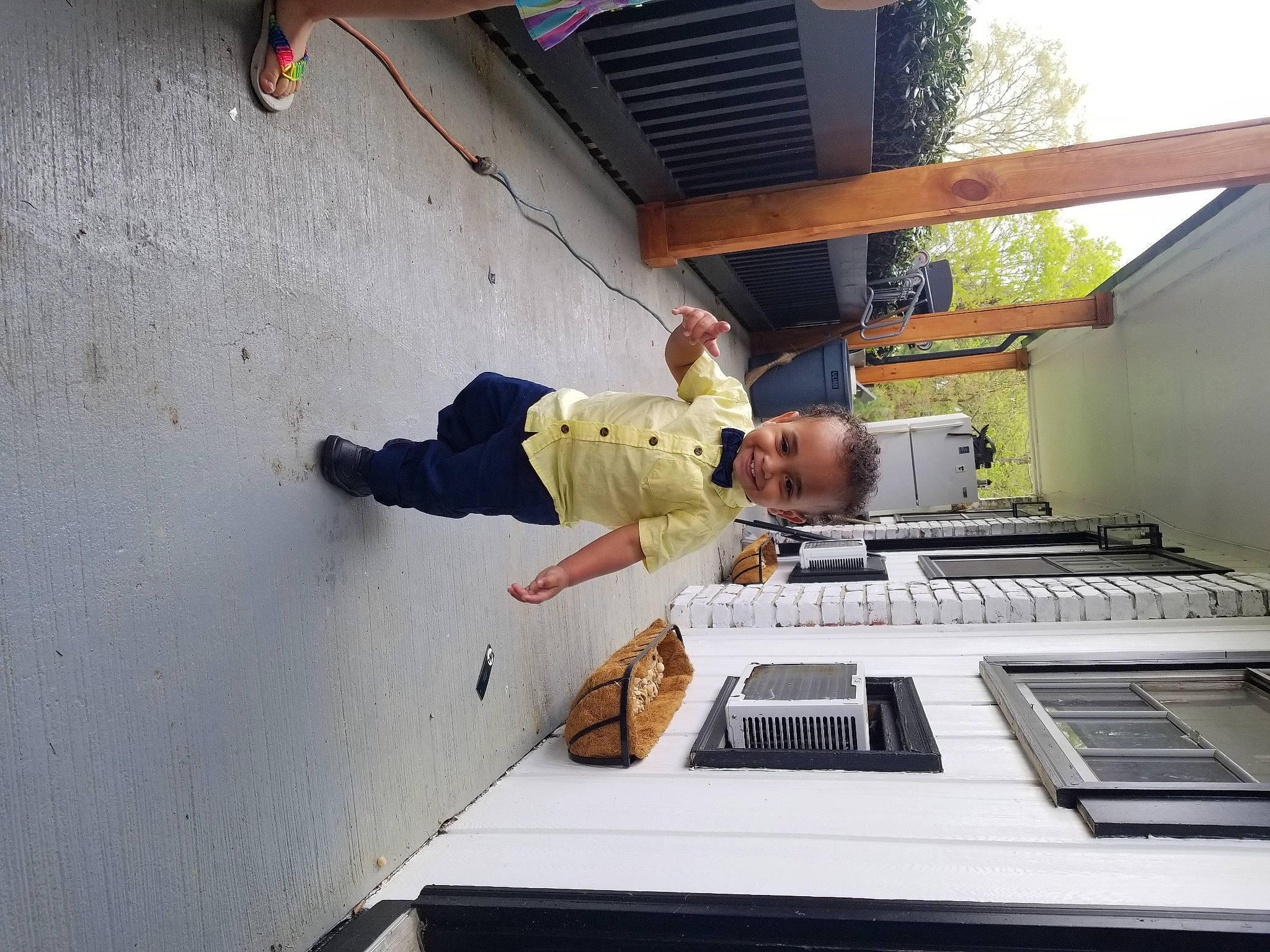 Lukah is registered to the contest to win money with this photo: building, ceiling, child, concrete, house, joy, leisure, machine, office_equipment, person, recreation, room, t_shirt, toddler, wood