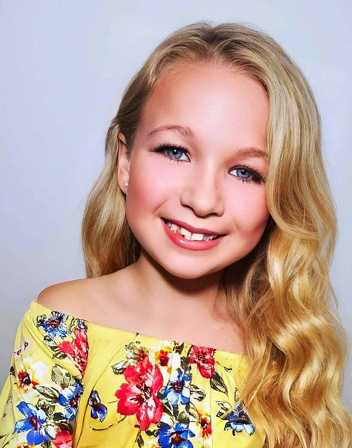 Adasyn joined the competition — help win amazing prizes! beauty, cheek, chin, day_dress, eyelash, flash_photography, happy, iris, jaw, joy, layered_hair, lip, long_hair, makeover, neck, person, shoulder, skin, sleeve, smile