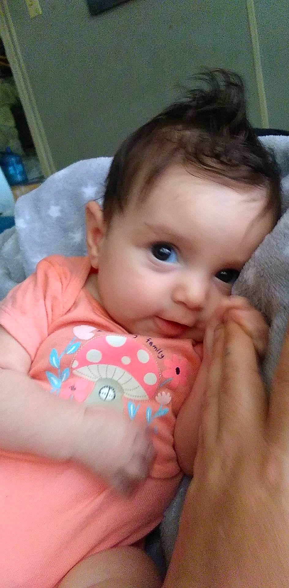 Patience is registered to the contest to win money with this photo: baby, baby_toddler_clothing, cheek, child, chin, ear, eyelash, face, finger, forehead, gesture, hand, happy, iris, lip, mouth, nose, person, skin, thumb