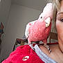 Lewis a rejoint le concours — aidez-le/la à gagner de superbes lots ! beak, finger, hand, leg, neck, pink, plush, red, skin, snout, stuffed_toy, textile, vertebrate