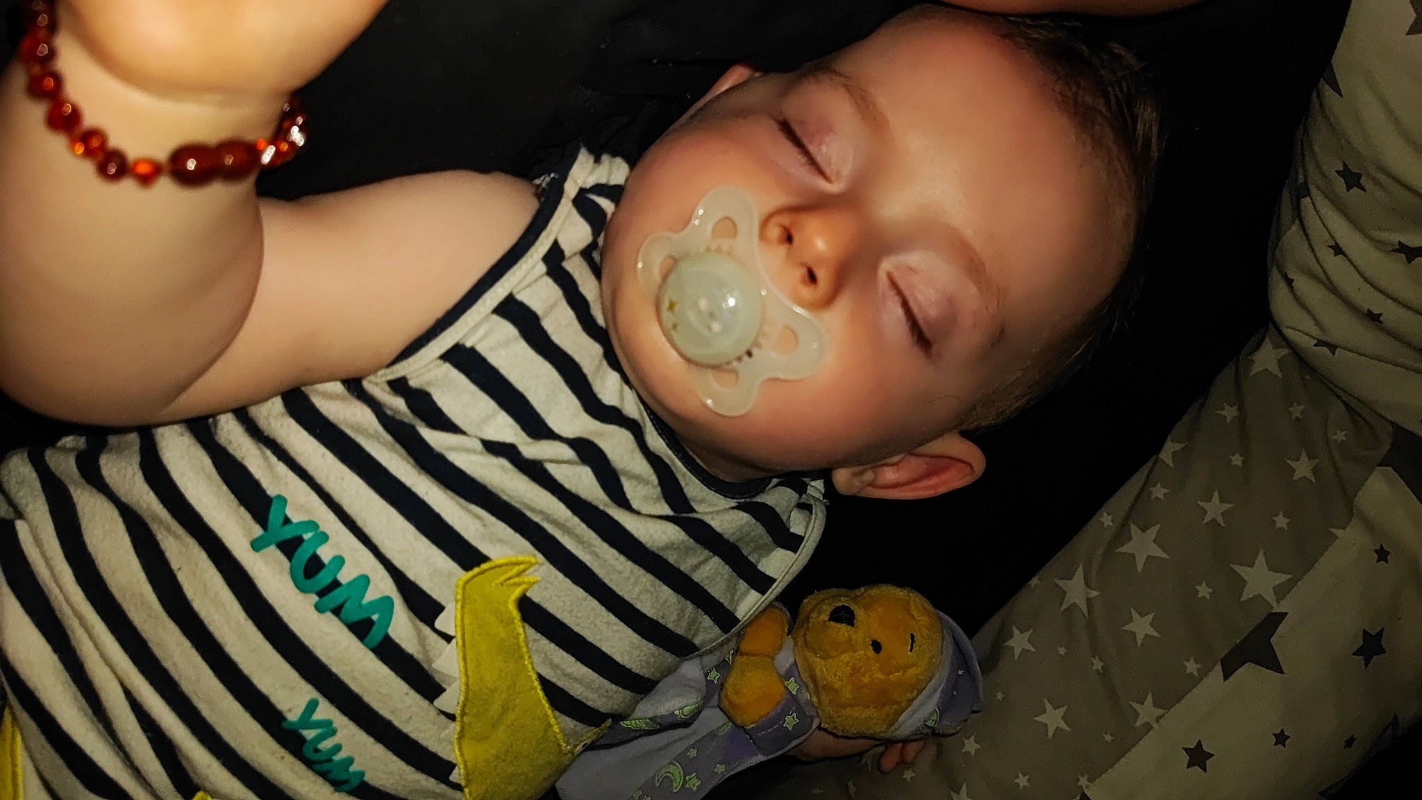 Sevan a rejoint le concours — aidez-le/la à gagner de superbes lots ! baby, baby_toddler_clothing, cheek, child, eyebrow, eyelash, fun, goggles, iris, jewellery, lip, mouth, nail, neck, nose, pattern, person, skin, sunglasses, thumb