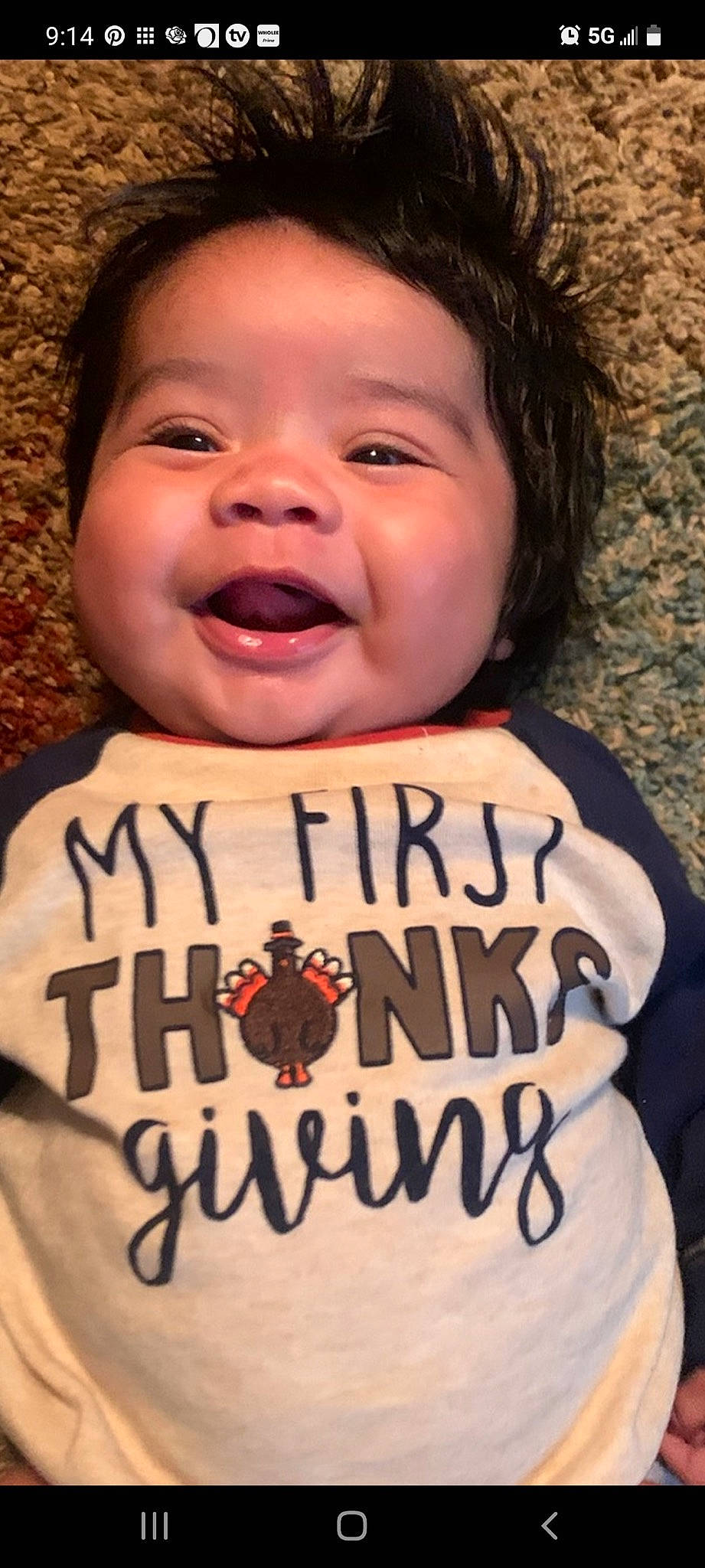 Darrius is registered to the contest to win money with this photo: cheek, chin, cool, eye, eyebrow, facial_expression, finger, flash_photography, forehead, gesture, hairstyle, happy, lip, mouth, nose, organ, person, sleeve, smile, t_shirt