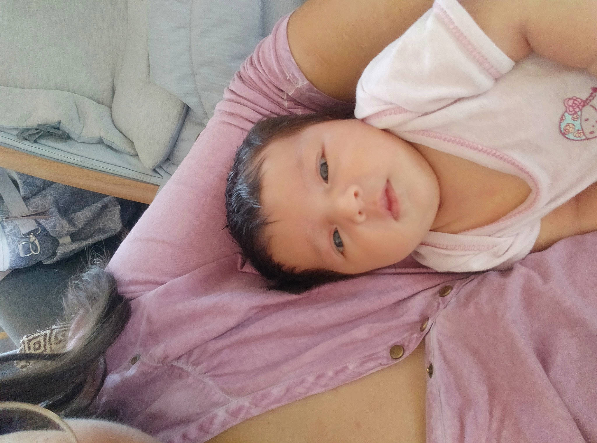 Luna participe au concours pour gagner de l'argent avec cette photo : abdomen, baby_toddler_clothing, bedtime, cheek, chest, child, comfort, eyebrow, eyelash, linens, lip, mouth, neck, person, pink, product, room, shoulder, skin, toddler