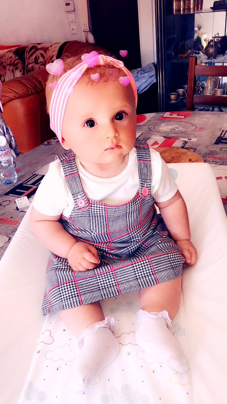 Jannah participe au concours pour gagner de l'argent avec cette photo : baby, beauty, cheek, child, daughter, design, ear, eye, face, head, headgear, lip, mouth, neck, pattern, person, pink, skin, textile, toddler