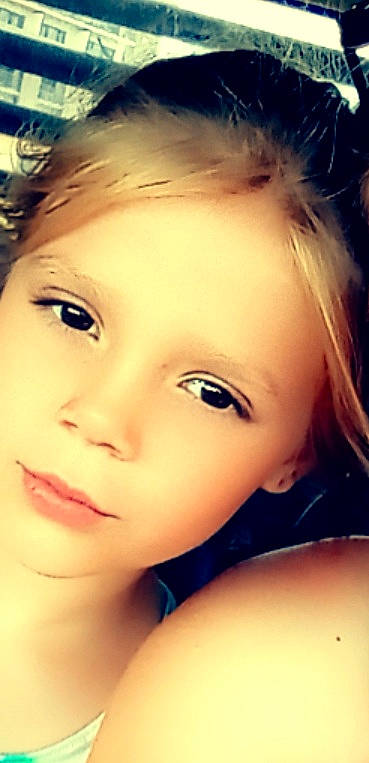 Khloe joined the competition — help win amazing prizes! cheek, chin, cool, ear, eyebrow, eyelash, facial_expression, flash_photography, forehead, hair, hairstyle, happy, human_body, iris, jaw, lip, mouth, neck, nose, person