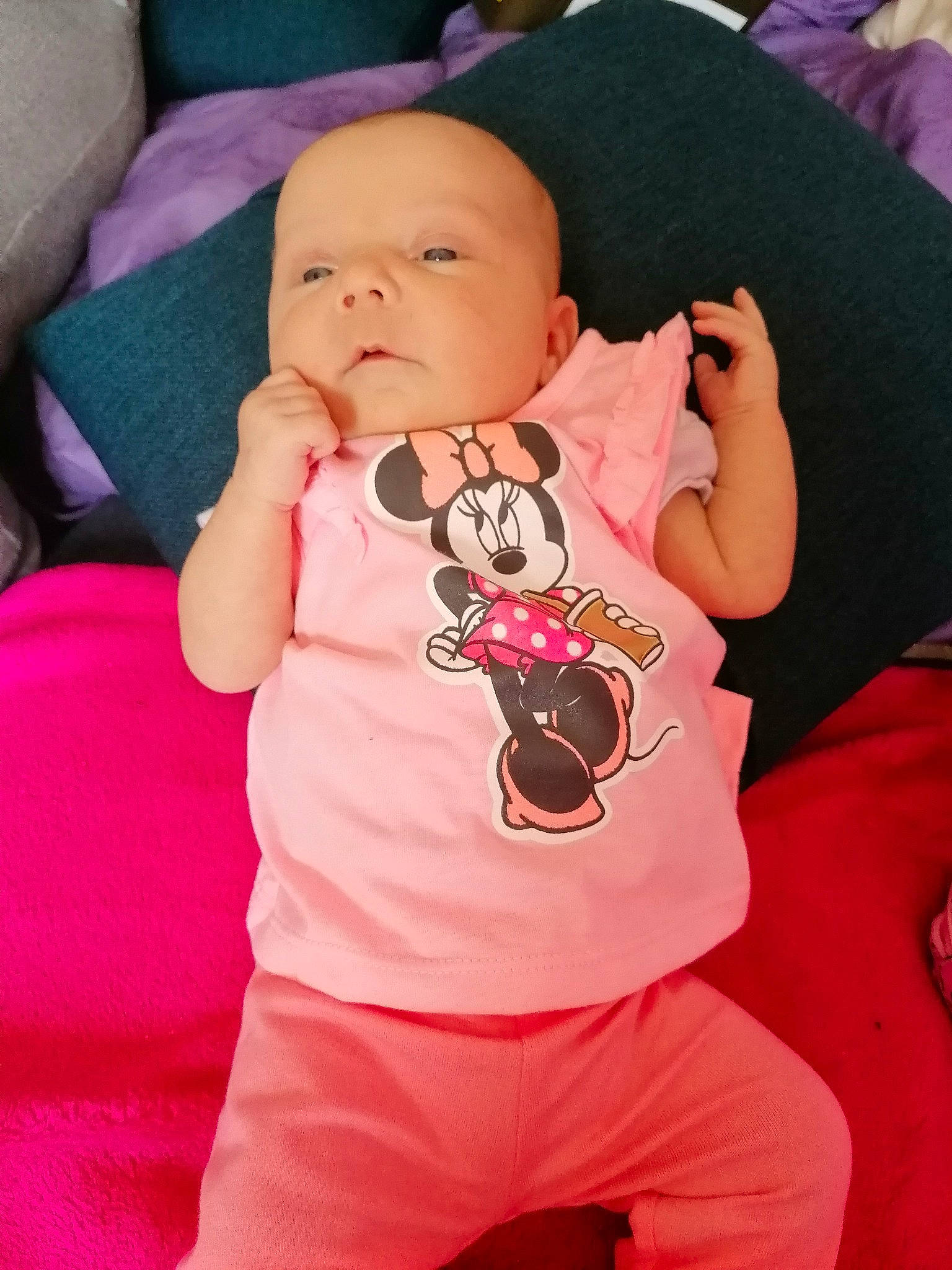 Lyly Rose participe au concours pour gagner de l'argent avec cette photo : baby, baby_products, baby_toddler_clothing, cheek, child, comfort, finger, fun, happy, lip, magenta, mouth, neck, nose, person, pink, sitting, skin, sleeve, t_shirt