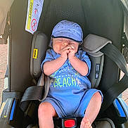 Nino participe au concours pour gagner de l'argent avec cette photo : auto_part, automotive_design, automotive_tire, baby_carriage, baby_products, car_seat, child, comfort, electric_blue, fun, mode_of_transport, motor_vehicle, photograph, plant, product, sitting, steering_wheel, tire, toddler, wheel