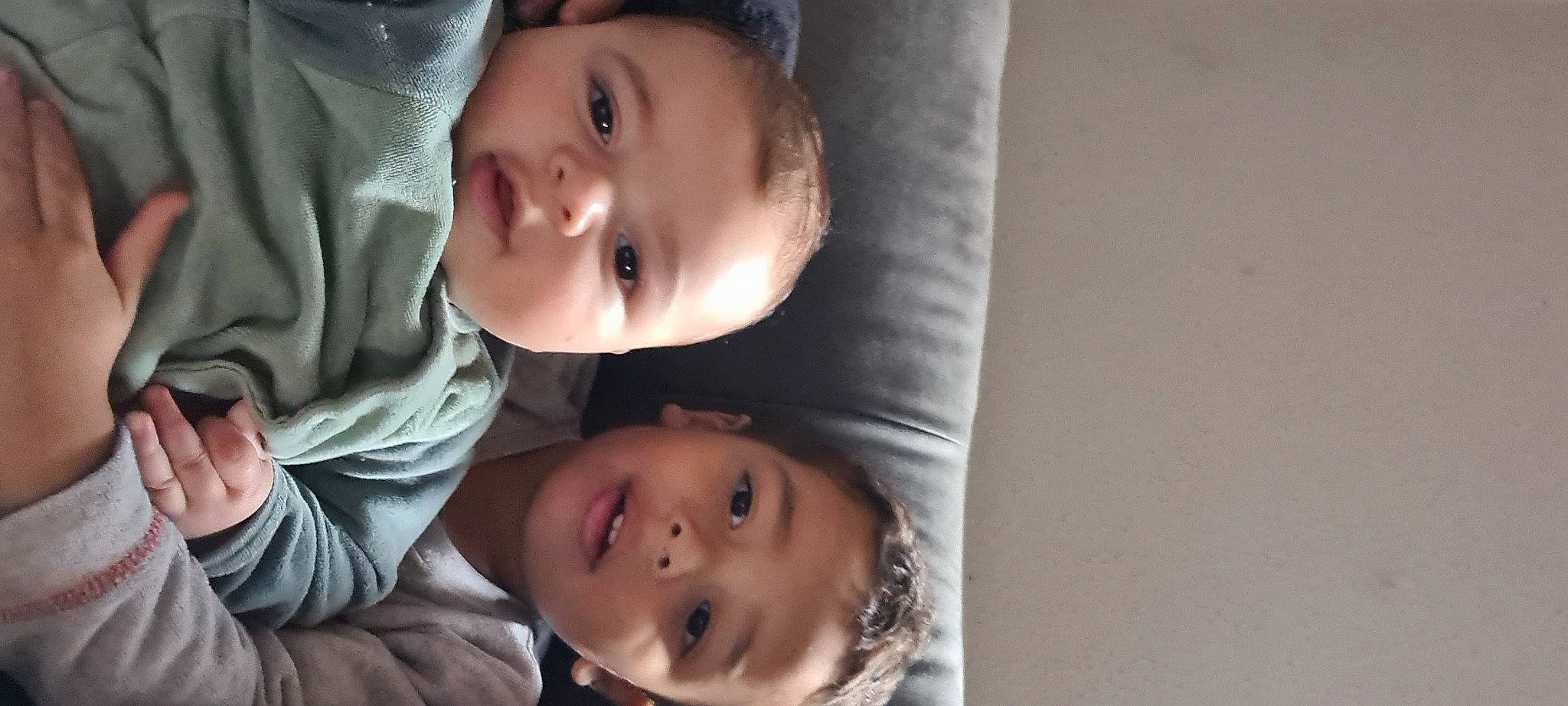 Issa a rejoint le concours — aidez-le/la à gagner de superbes lots ! baby, cheek, chin, eye, eyebrow, eyelash, face, facial_expression, flash_photography, forehead, gesture, hair, hairstyle, happy, iris, lip, mouth, nose, person, skin