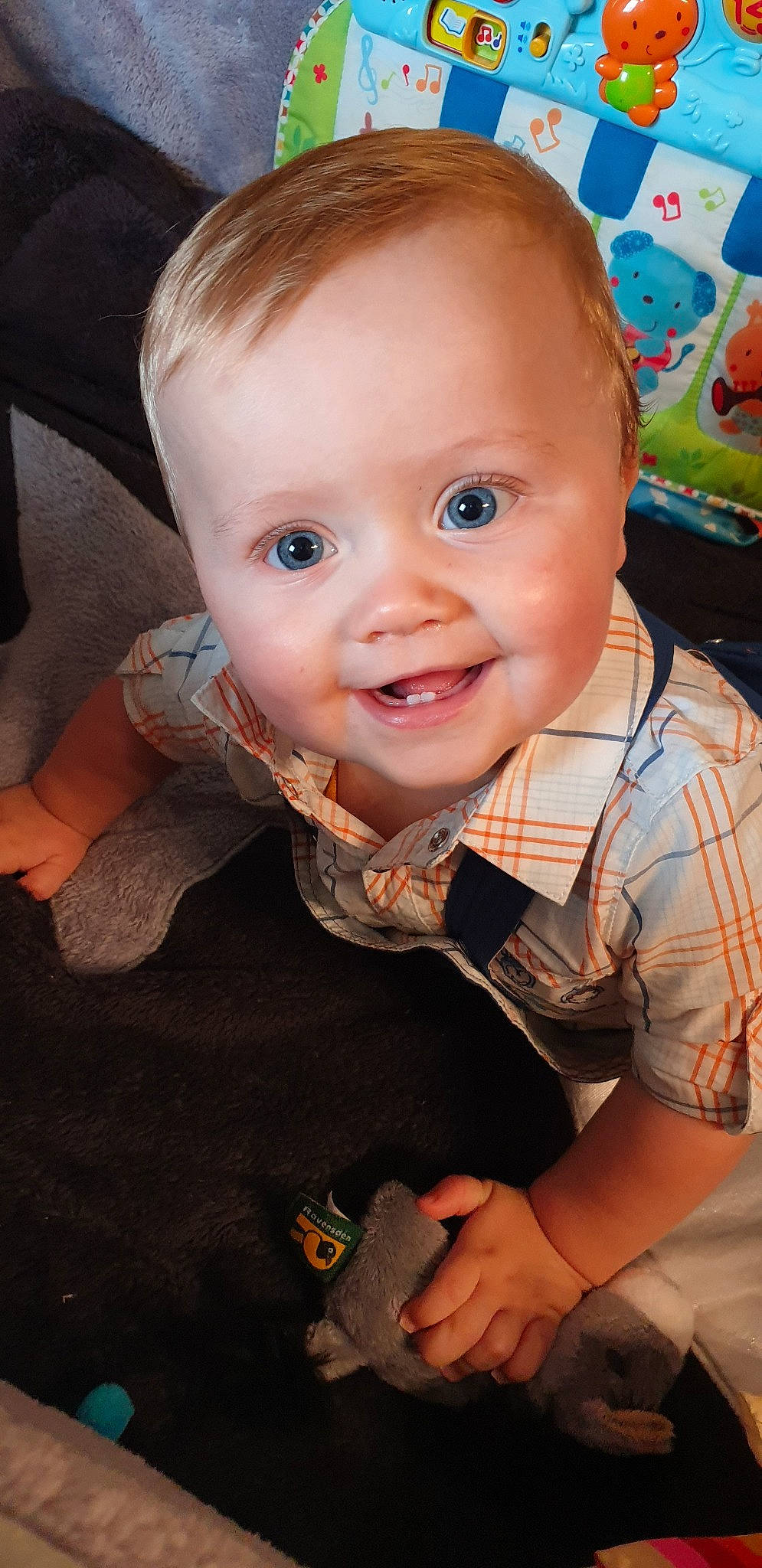 Ely participe au concours pour gagner de l'argent avec cette photo : baby, cheek, child, chin, ear, eye, face, forehead, head, iris, joy, lip, mouth, nose, person, skin, smile, toddler