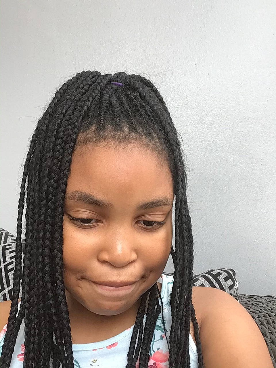 Elsa participe au concours pour gagner de l'argent avec cette photo : black, braid, cheek, chin, cool, cornrows, dreadlocks, eye, eyebrow, eyelash, facial_expression, forehead, hair, hairstyle, human, iris, jaw, joy, lip, nose
