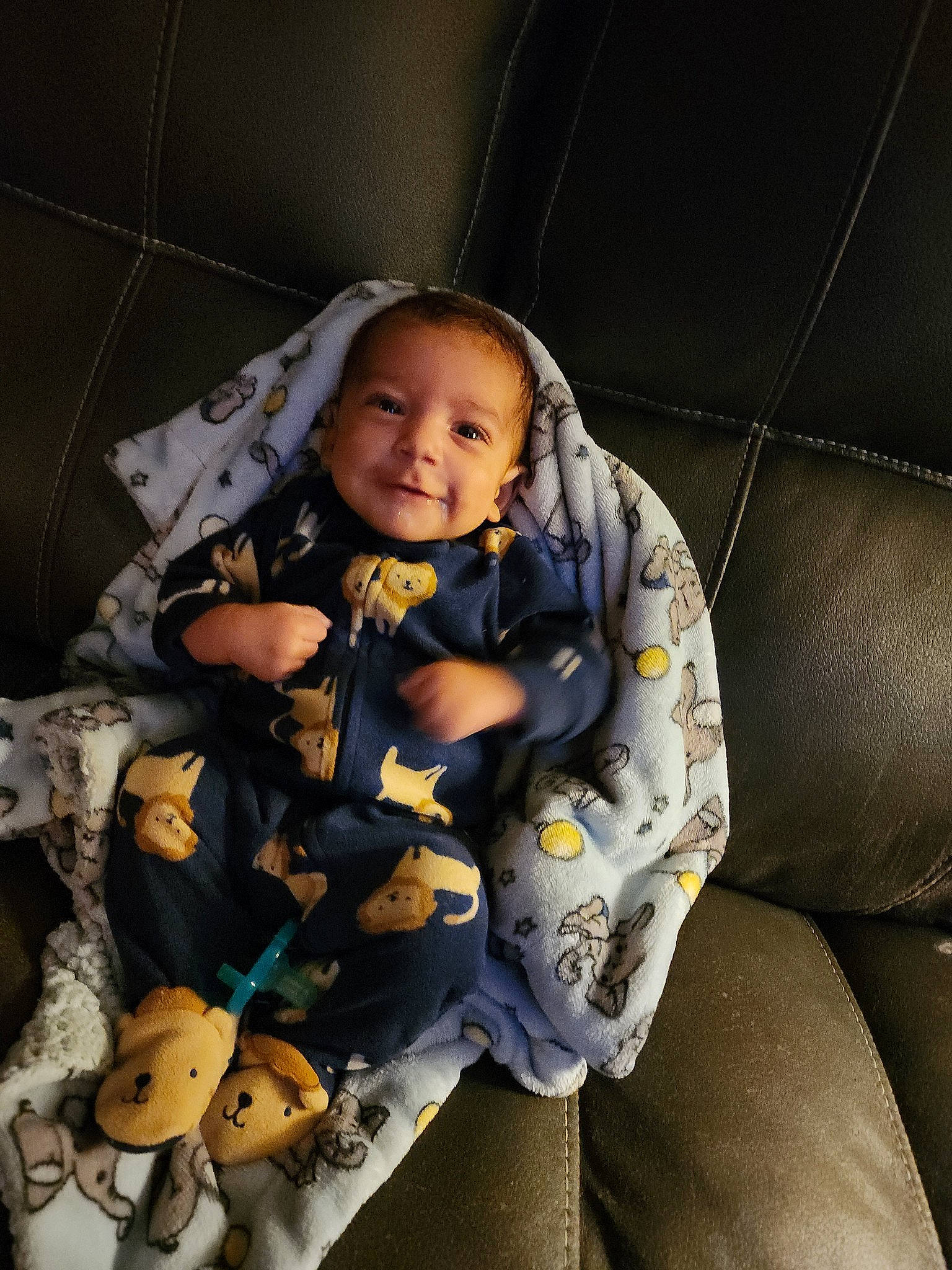 Jakobi joined the competition — help win amazing prizes! auto_part, baby, baby_products, baby_toddler_clothing, car_seat, car_seat_cover, child, comfort, eye, face, fun, happy, head, linens, pattern, person, personal_protective_equipment, sitting, smile, toddler