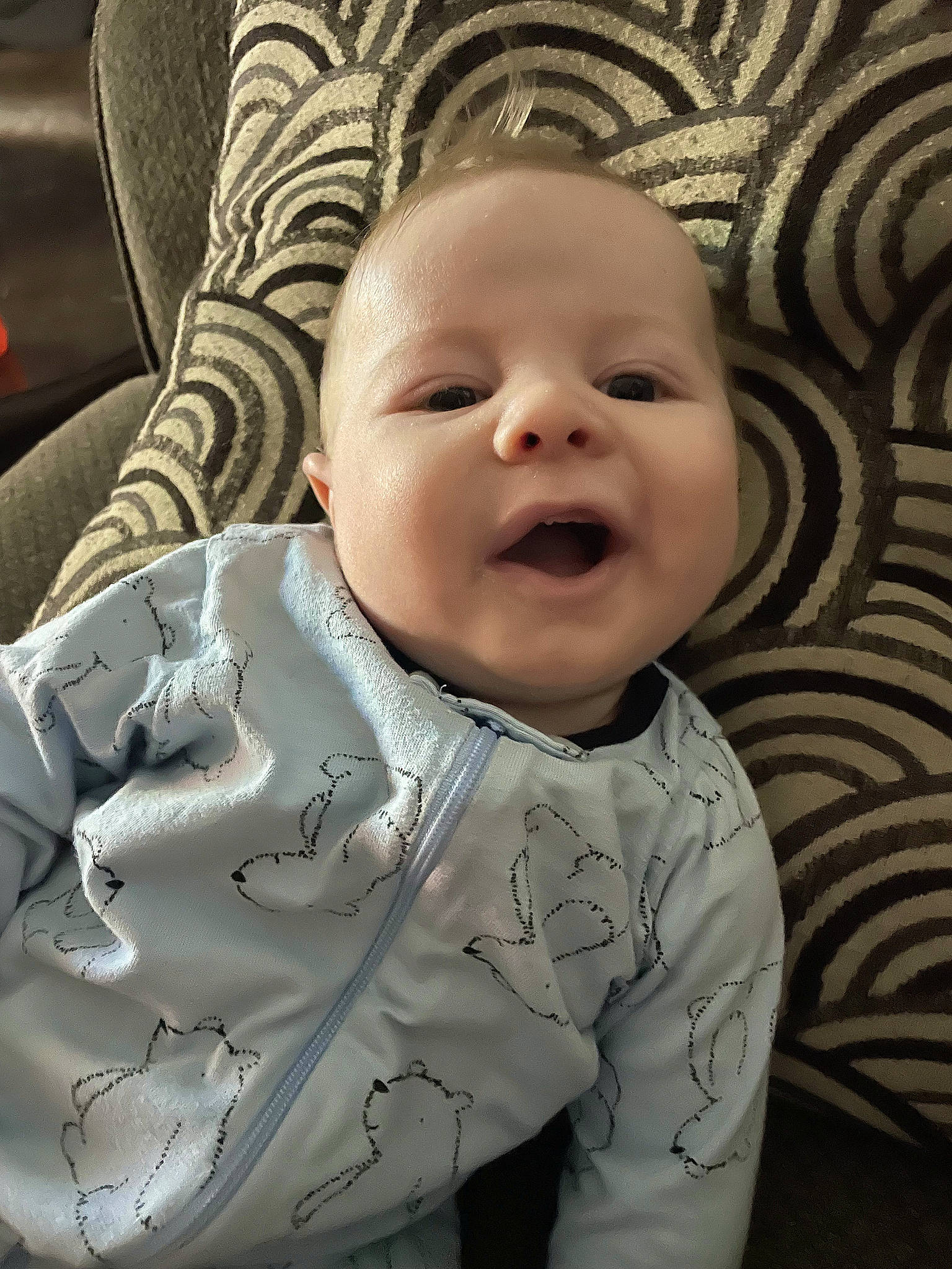 Arthur is registered to the contest to win money with this photo: baby, baby_toddler_clothing, cheek, chin, comfort, cool, eye, eyebrow, face, hairstyle, happy, head, iris, lip, mouth, nose, person, skin, sleeve, smile