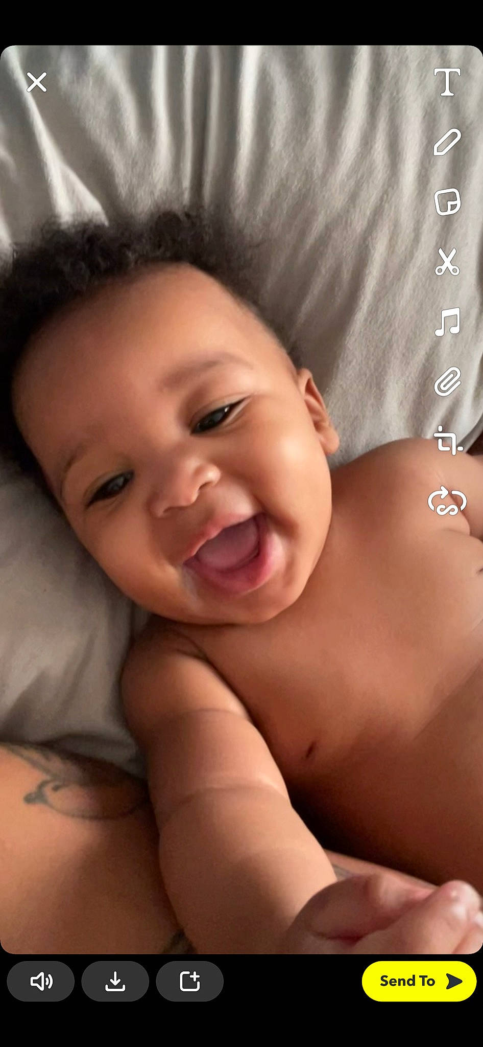 Bryson is registered to the contest to win money with this photo: arm, cheek, chin, comfort, eye, eyebrow, face, facial_expression, hand, head, human_body, jaw, lip, mouth, muscle, neck, nose, person, skin, smile