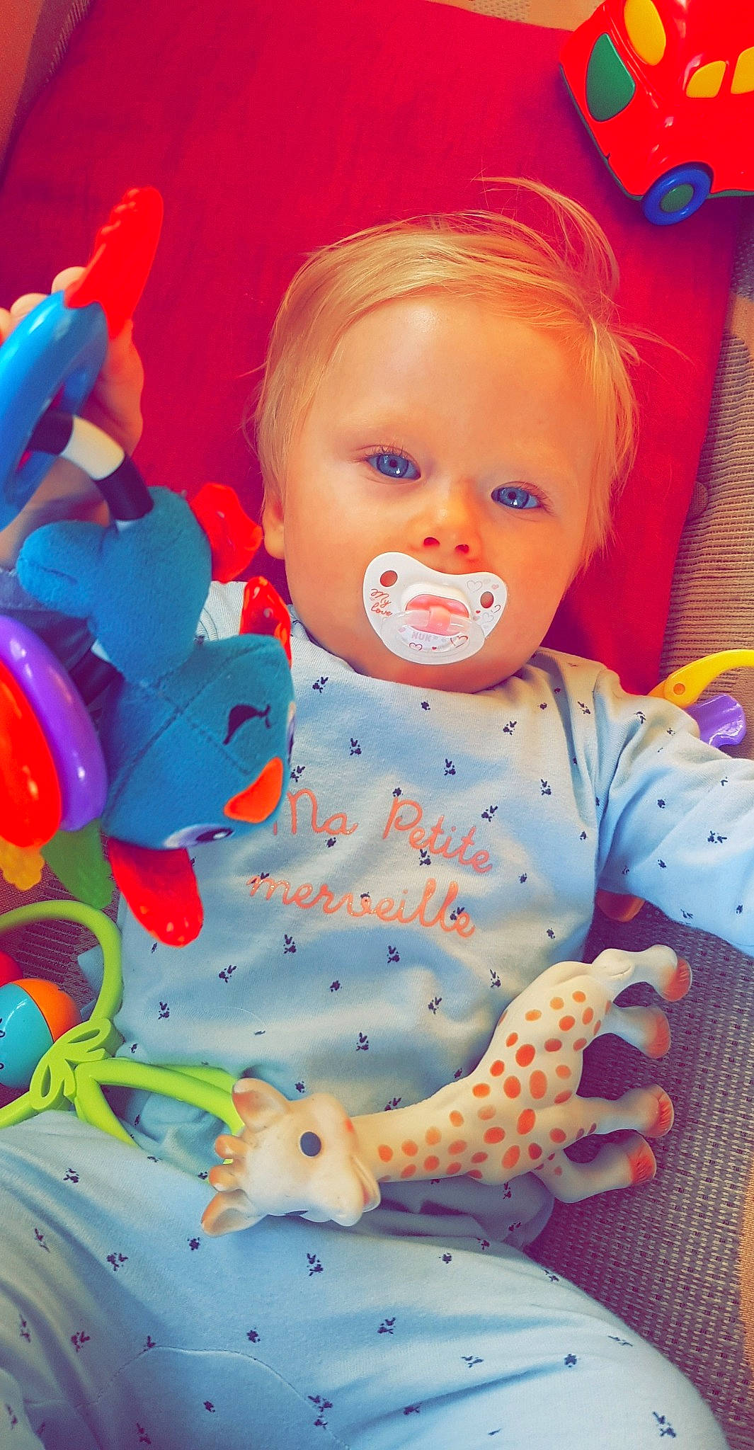 Kayssie a rejoint le concours — aidez-le/la à gagner de superbes lots ! baby, baby_toys, child, joy, person, play, product, toddler, toy