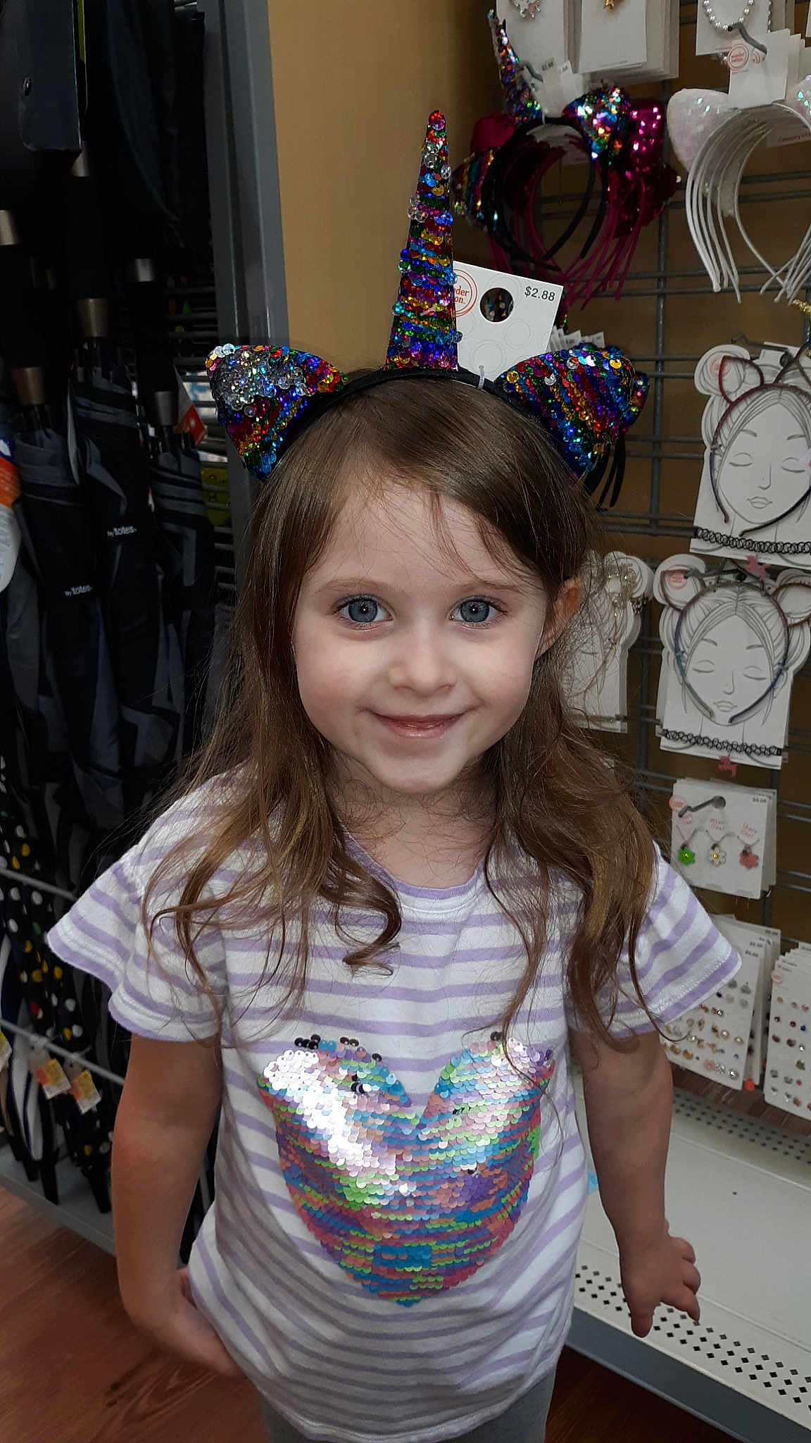 Emery is registered to the contest to win money with this photo: child, fashion_accessory, hair, hair_accessory, headband, headgear, headpiece, joy, person, toddler