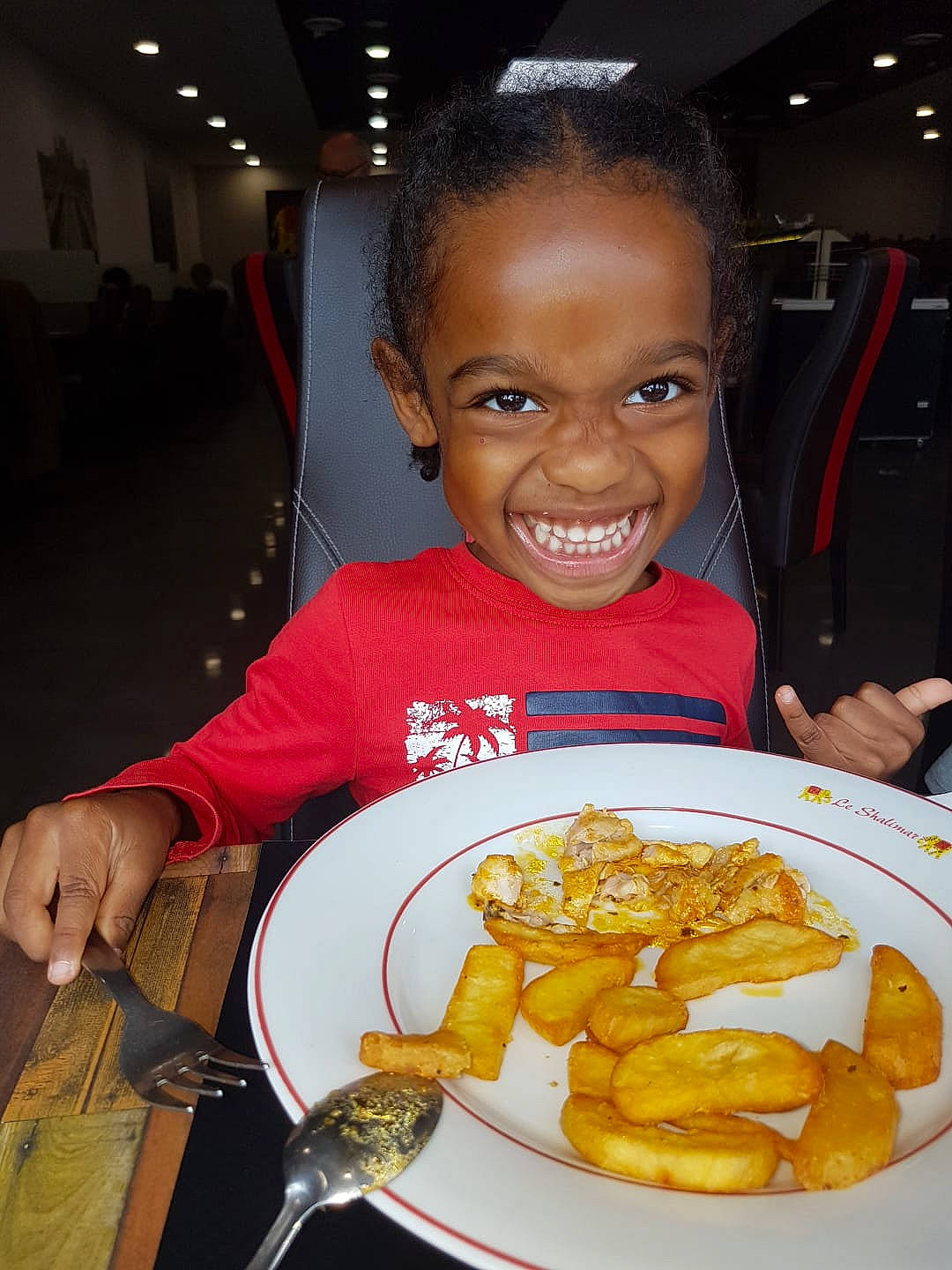 Mickaël participe au concours pour gagner de l'argent avec cette photo : breakfast, canadian_cuisine, cuisine, dish, eating, fast_food, food, fried_food, ingredient, joy, junk_food, meal, person, produce, side_dish, vegetarian_food